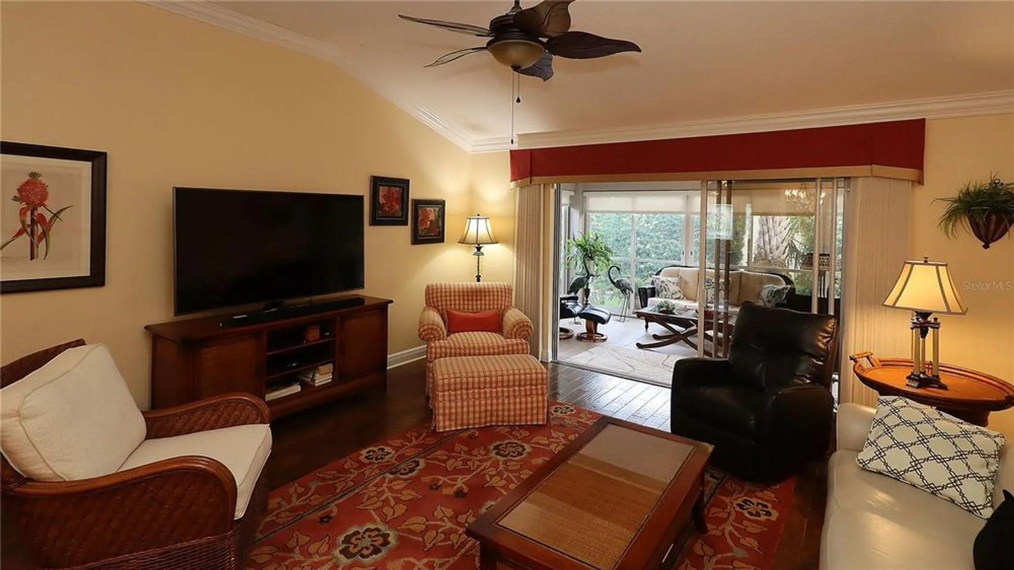 Property Slideshow image 21 of 39 | 1089 isle of palms path, The Villages, FL, 32162