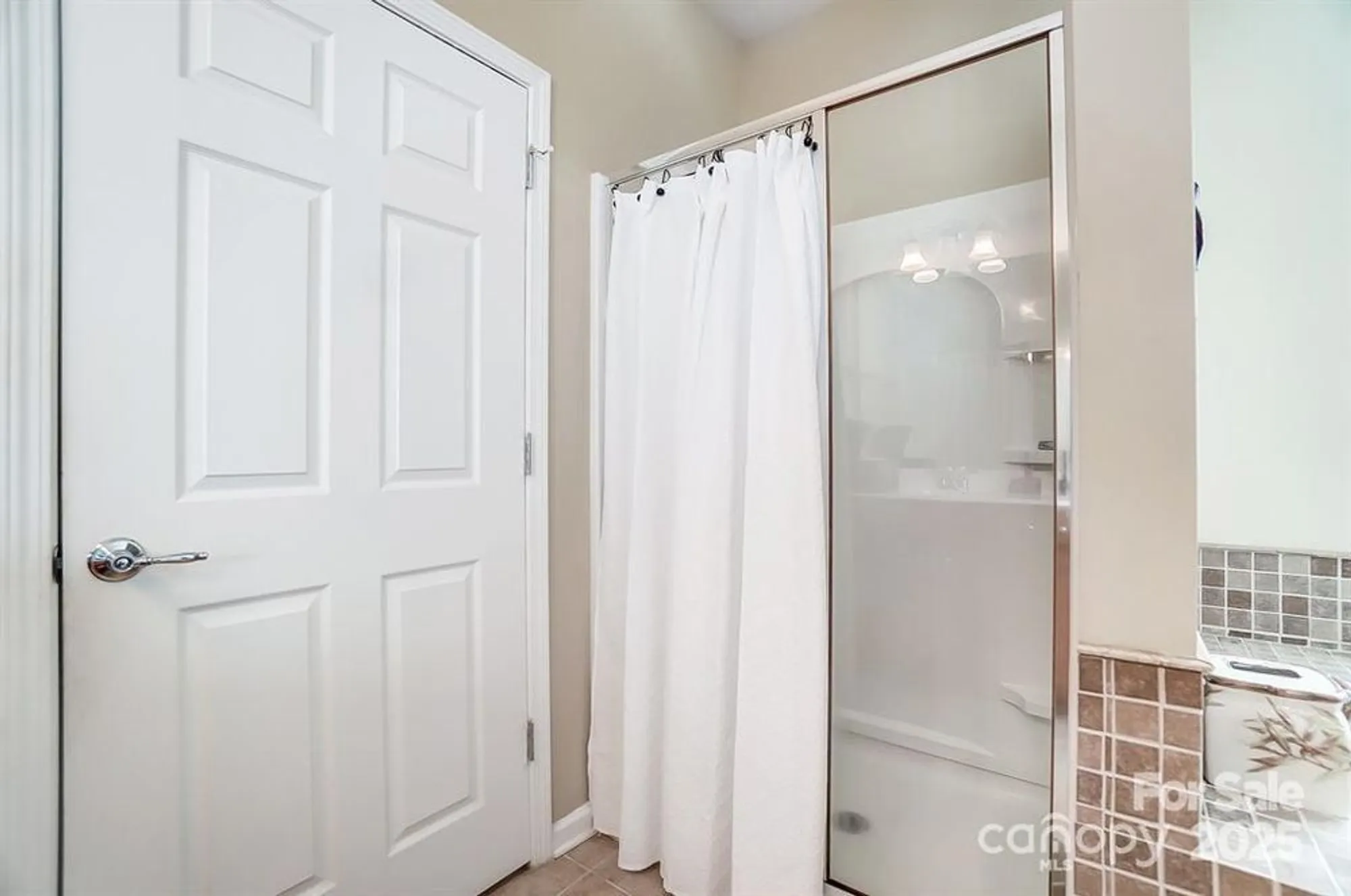 Property Slideshow image 16 of 40 | 2221 hartwell ln, Fort Mill, SC, 29707