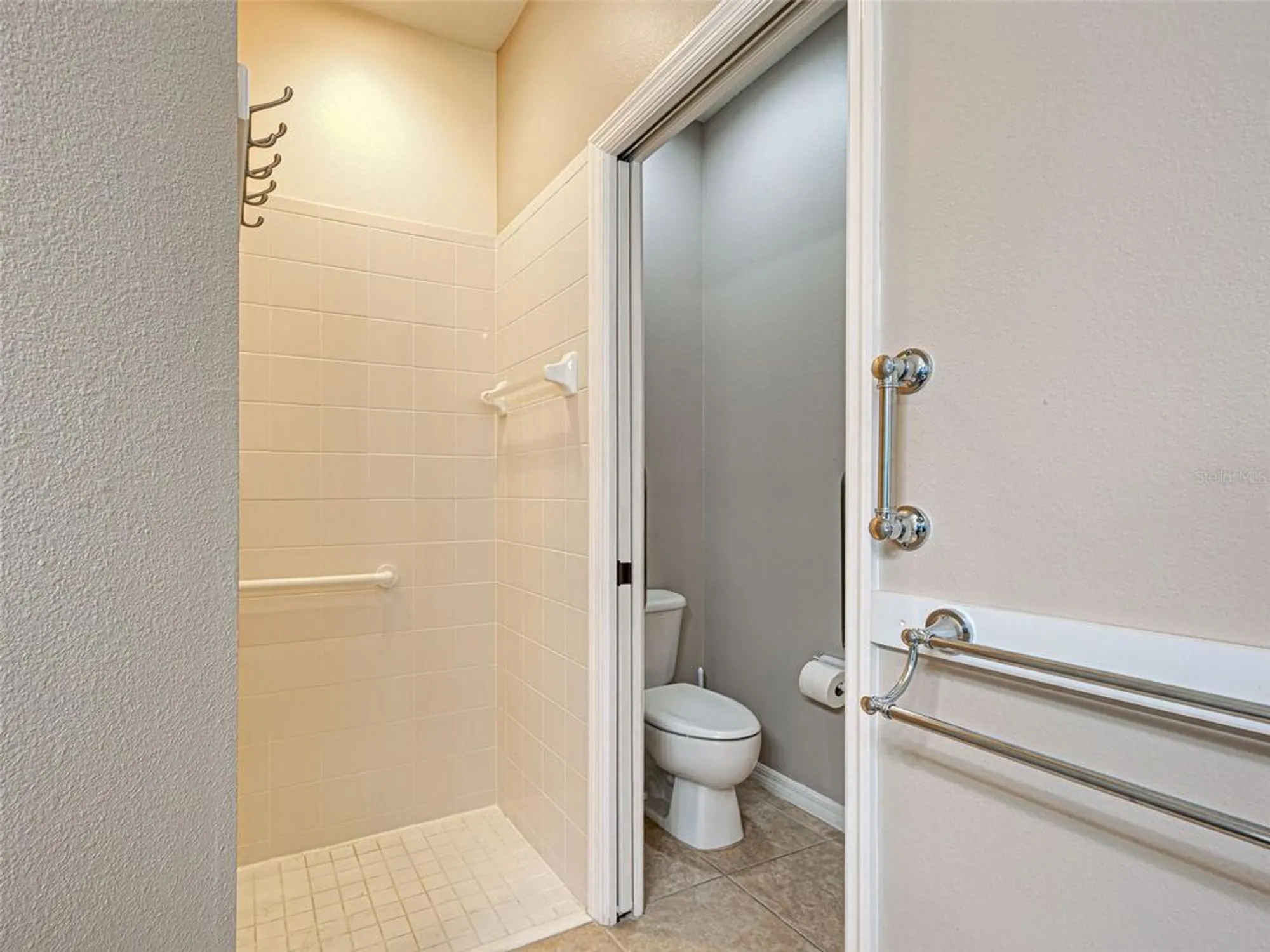 Property Slideshow image 29 of 54 | 912 barclay ct, Venice, FL, 34293