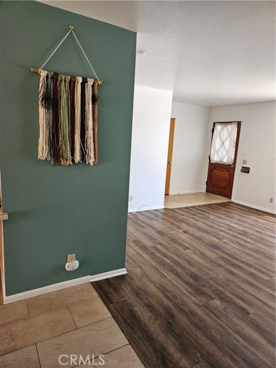 Property Slideshow image 5 of 21 | 1580 w whittier ave, Hemet, CA, 92543