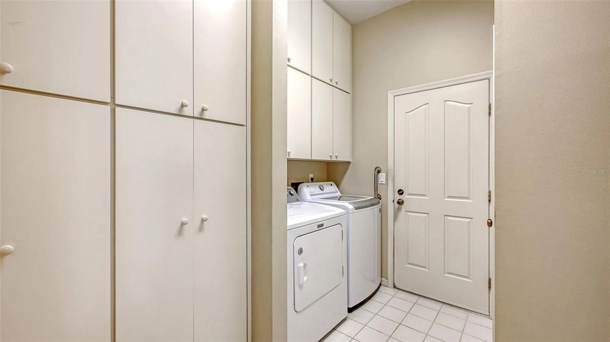 Property Slideshow image 38 of 60 | 8068 estates dr, Sarasota, FL, 34243