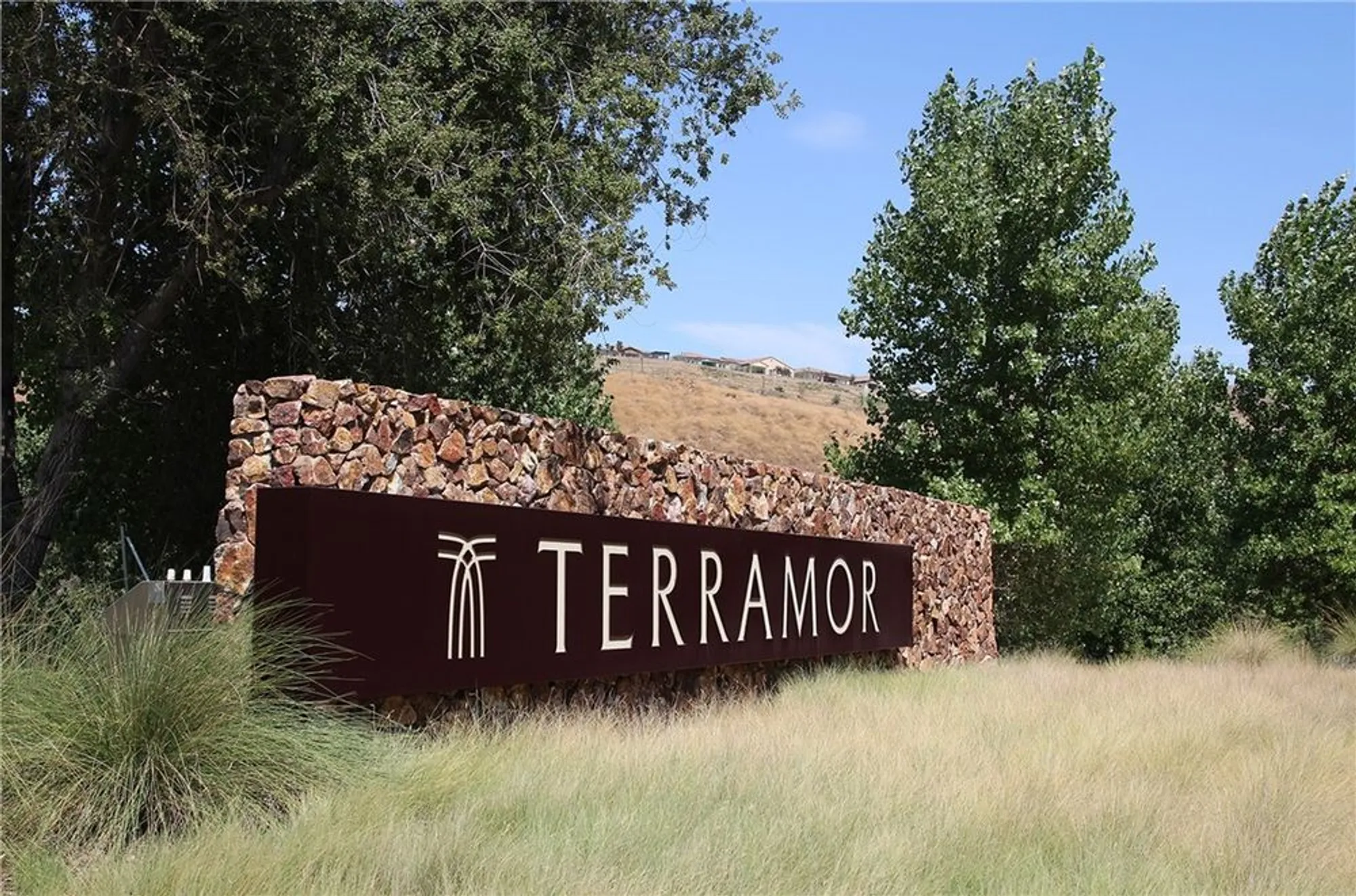 Property Slideshow image 39 of 54 | 24560 acadia dr, Corona, CA, 92883