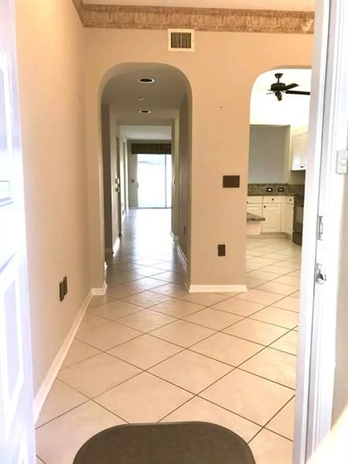 Property Slideshow image 4 of 45 | 7647 southampton ter 110, Tamarac, FL, 33321