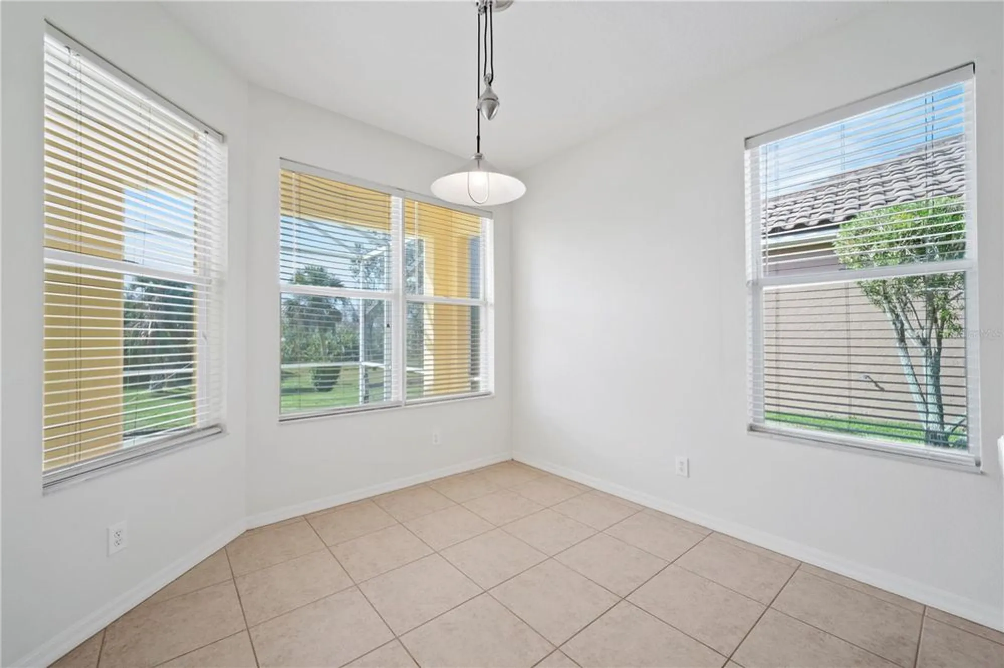 Property Slideshow image 27 of 54 | 5301 laurel oak ct, North Port, FL, 34287