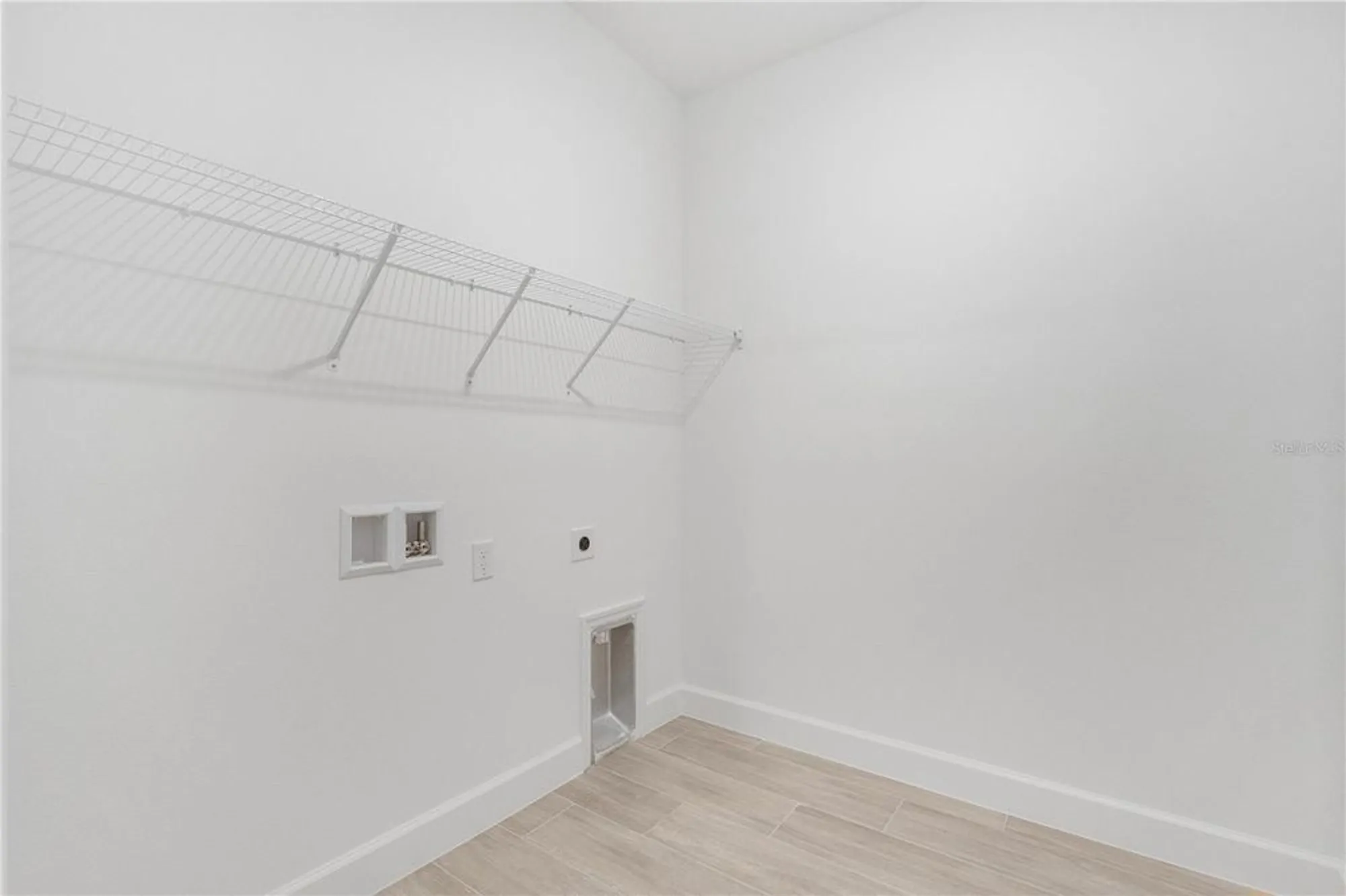 Property Slideshow image 26 of 43 | 9021 players dr, Weeki Wachee, FL, 34613