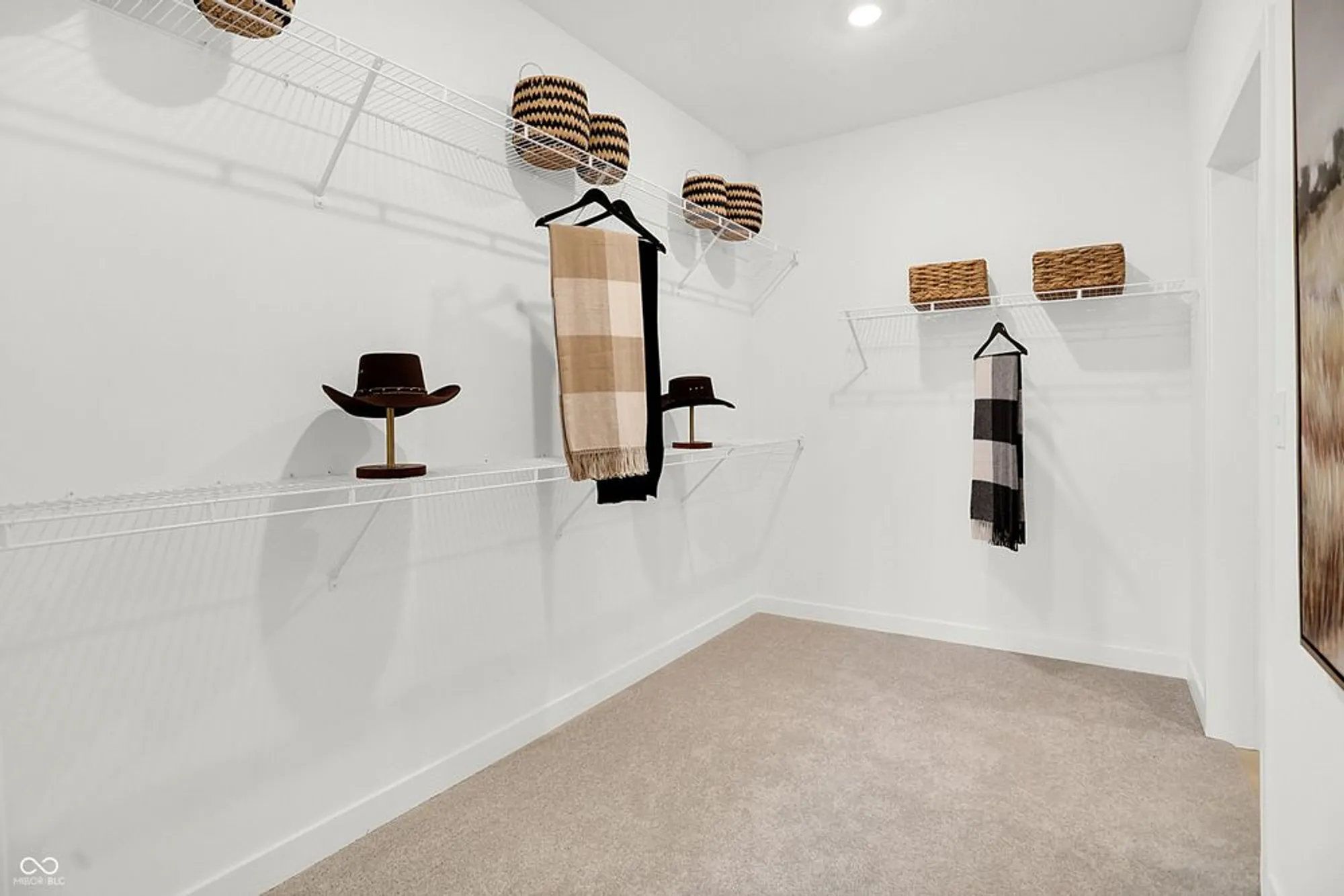 Property Slideshow image 26 of 31 | 5339 nettleton way, Avon, IN, 46123