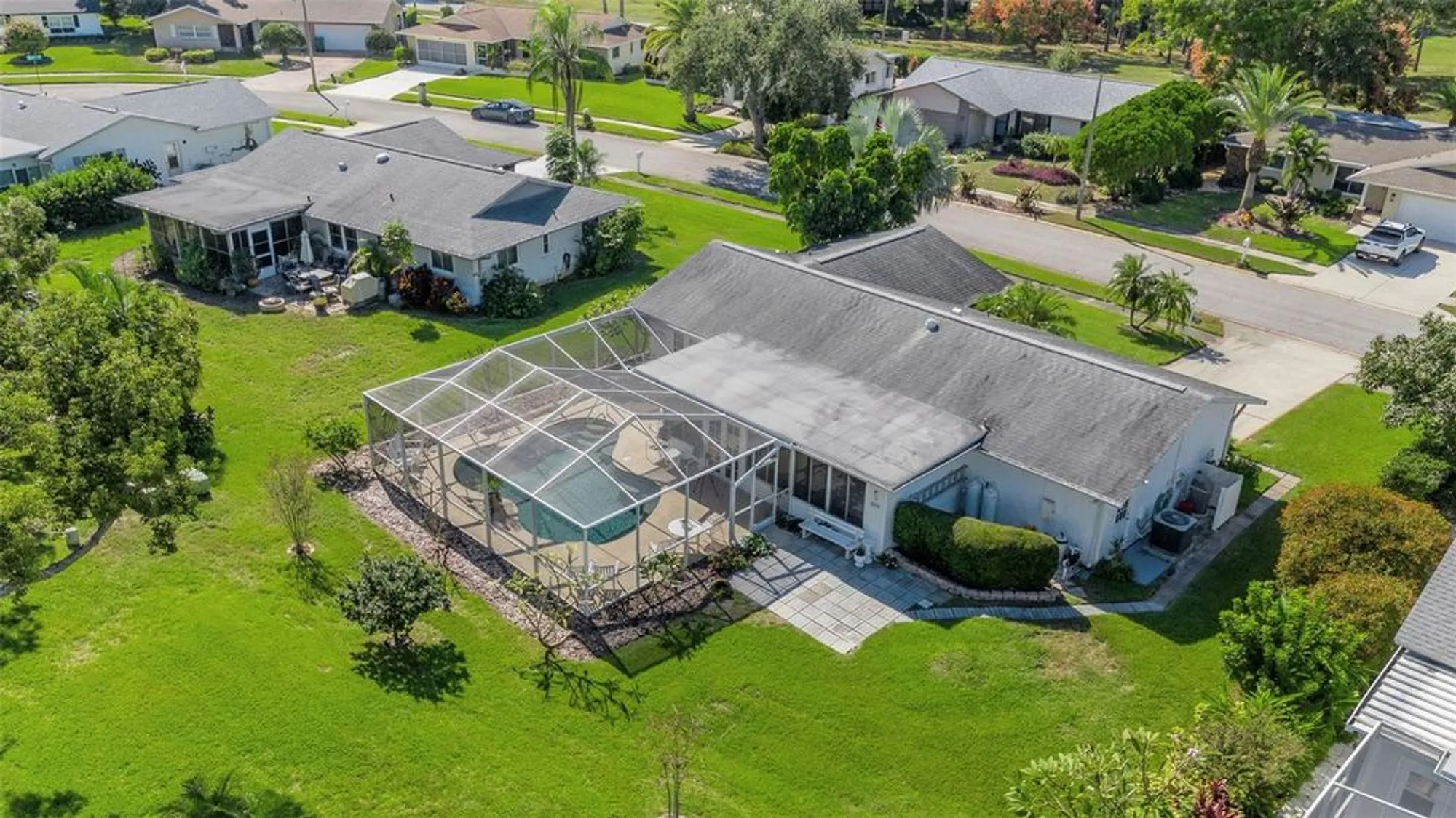 Property Slideshow image 59 of 96 | 2880 doone cir, Palm Harbor, FL, 34684