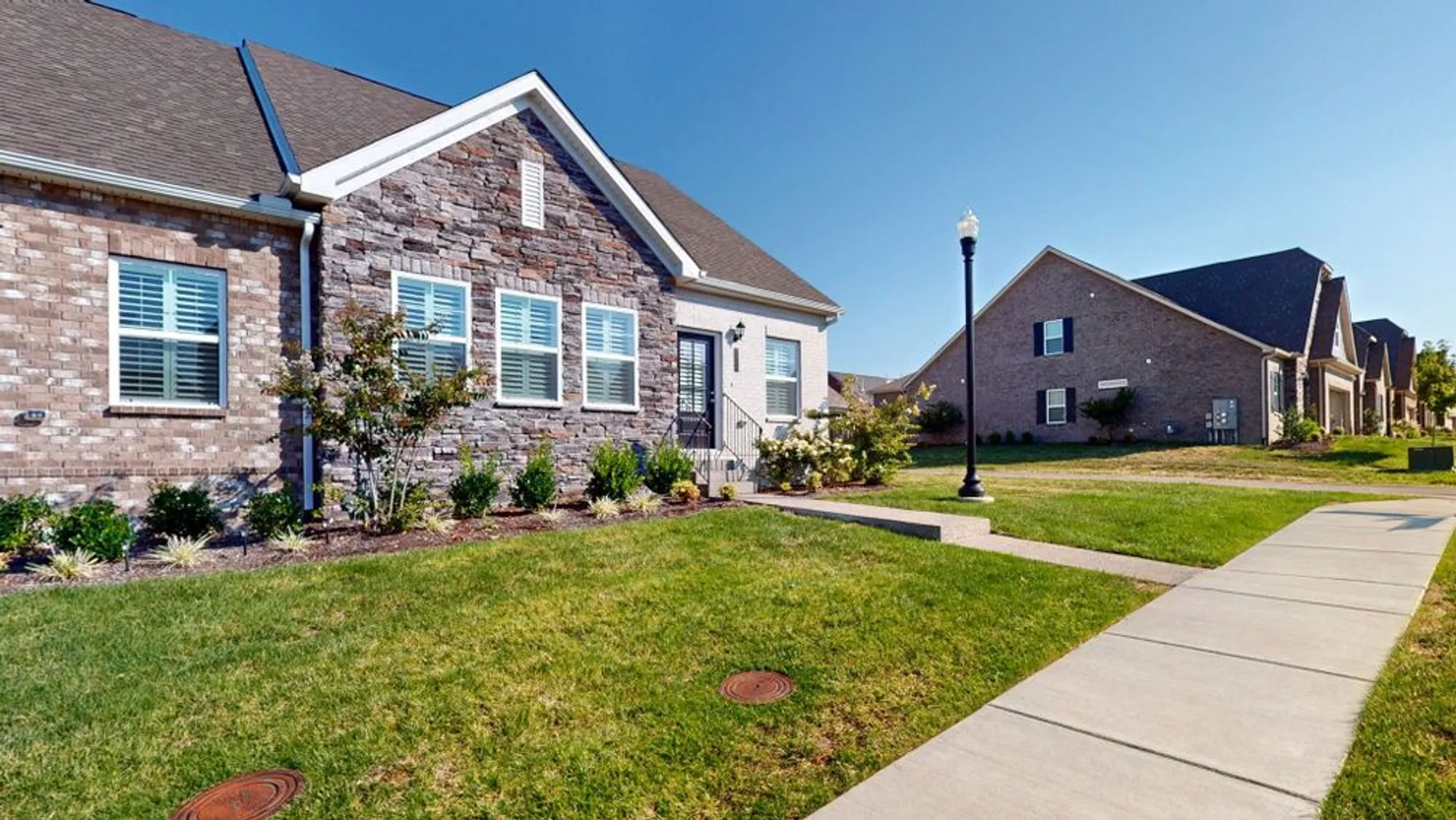 Property Slideshow image 3 of 47 | 1518 cedarbrooke ln, Lebanon, TN, 37090