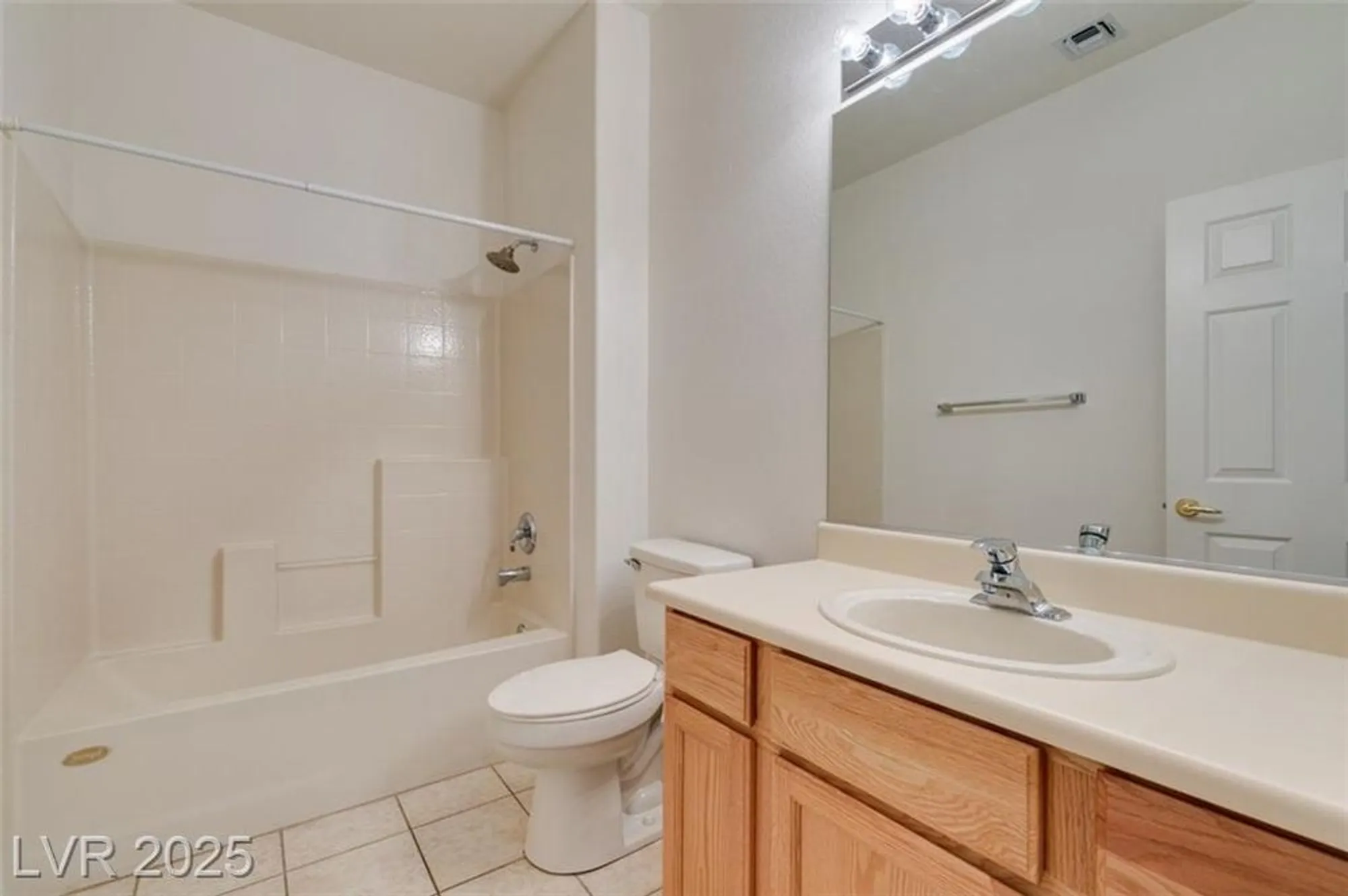Property Slideshow image 18 of 21 | 499 elm crest pl, Henderson, NV, 89012