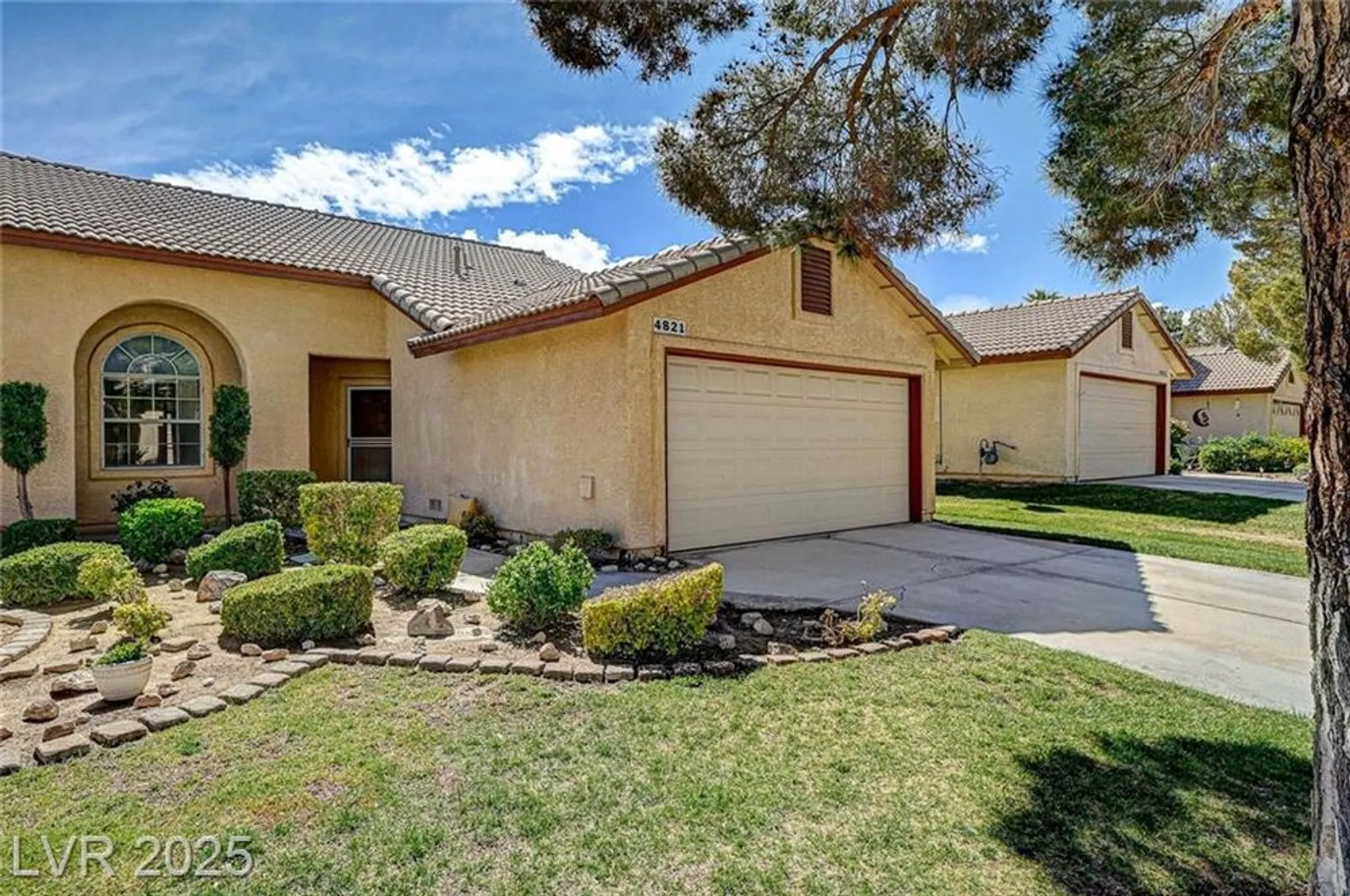 Property Slideshow image 4 of 53 | 4821 cedar lawn way, Las Vegas, NV, 89130