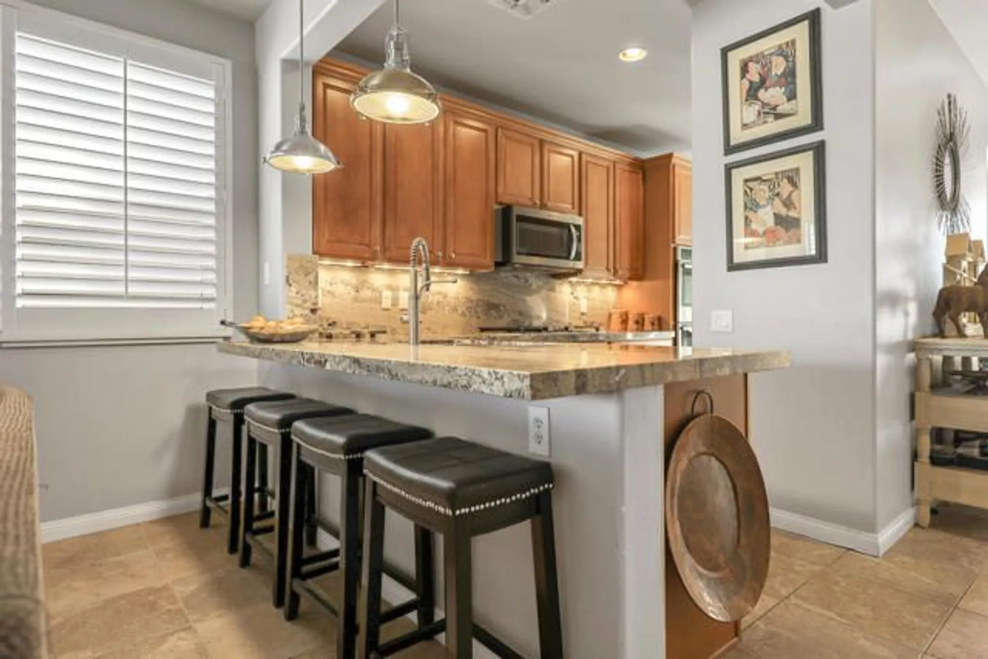 Property Slideshow image 11 of 38 | 80358 avenida linda vista, Indio, CA, 92203