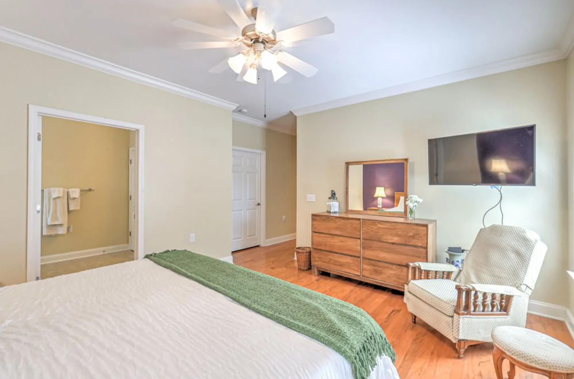 Property Slideshow image 39 of 51 | 226 wrennewood ln, Franklin, TN, 37064