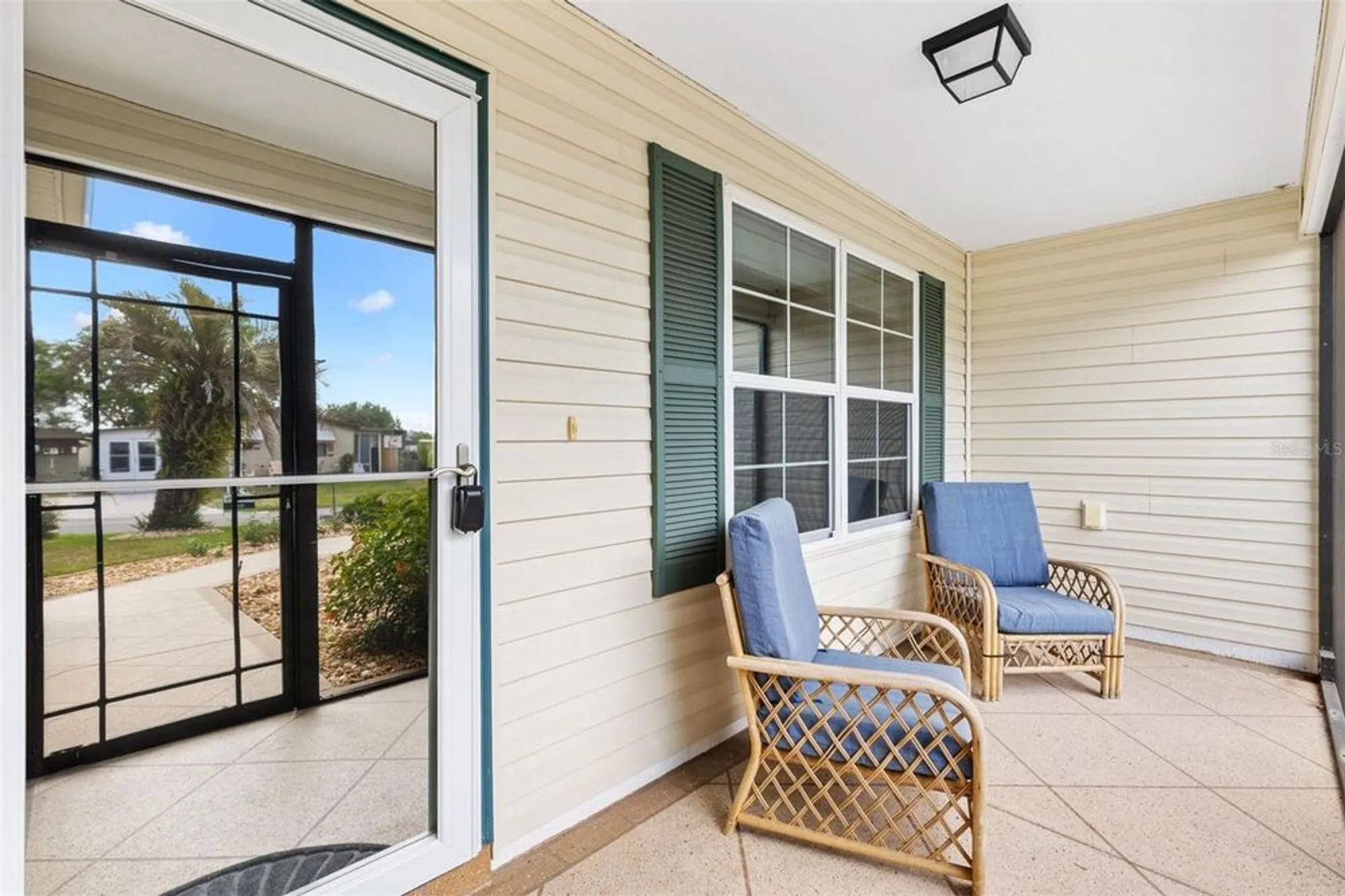 Property Slideshow image 5 of 28 | 428 tarrson blvd, Lady Lake, FL, 32159