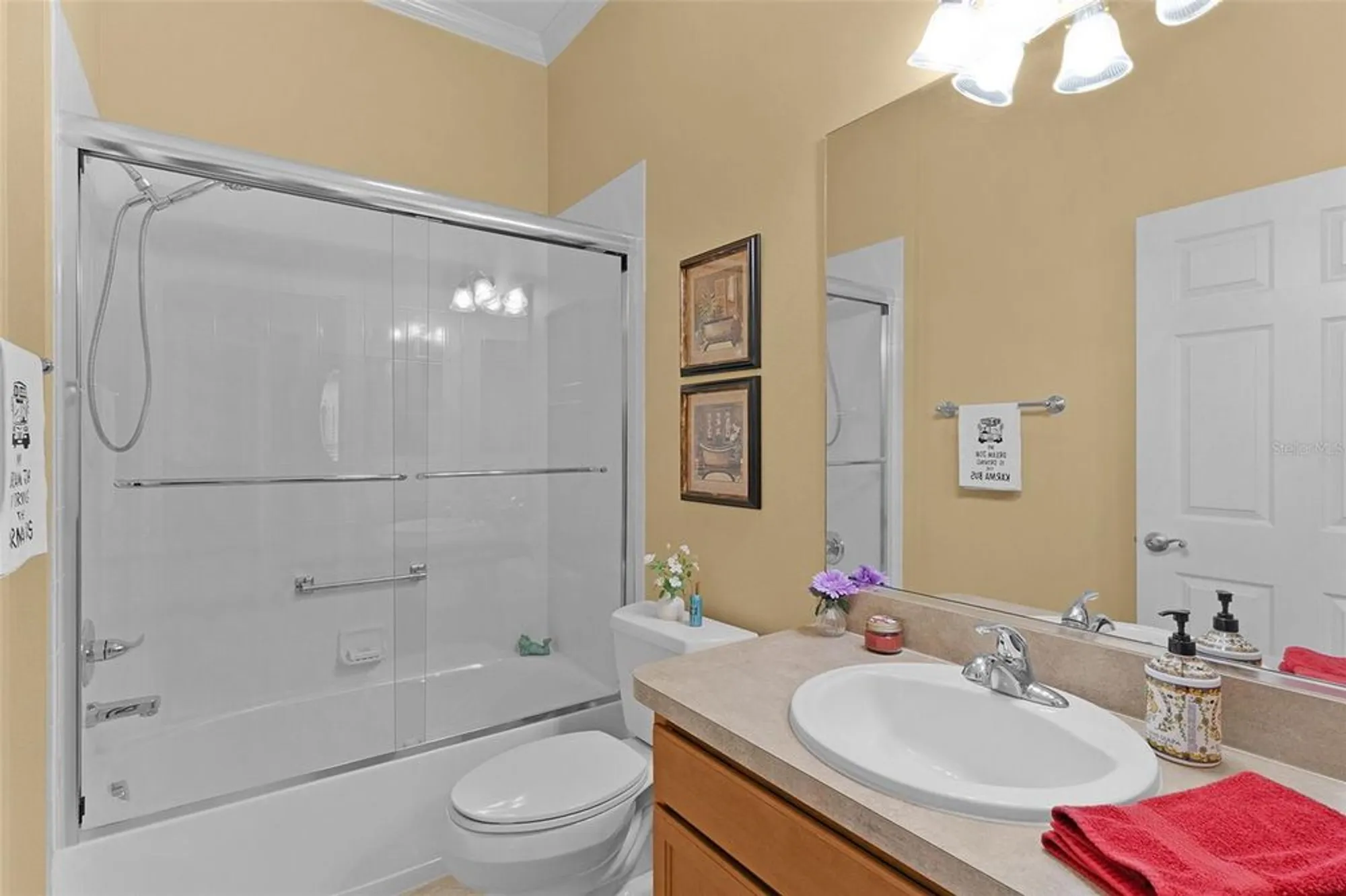 Property Slideshow image 26 of 50 | 2019 altamonte way, The Villages, FL, 32162