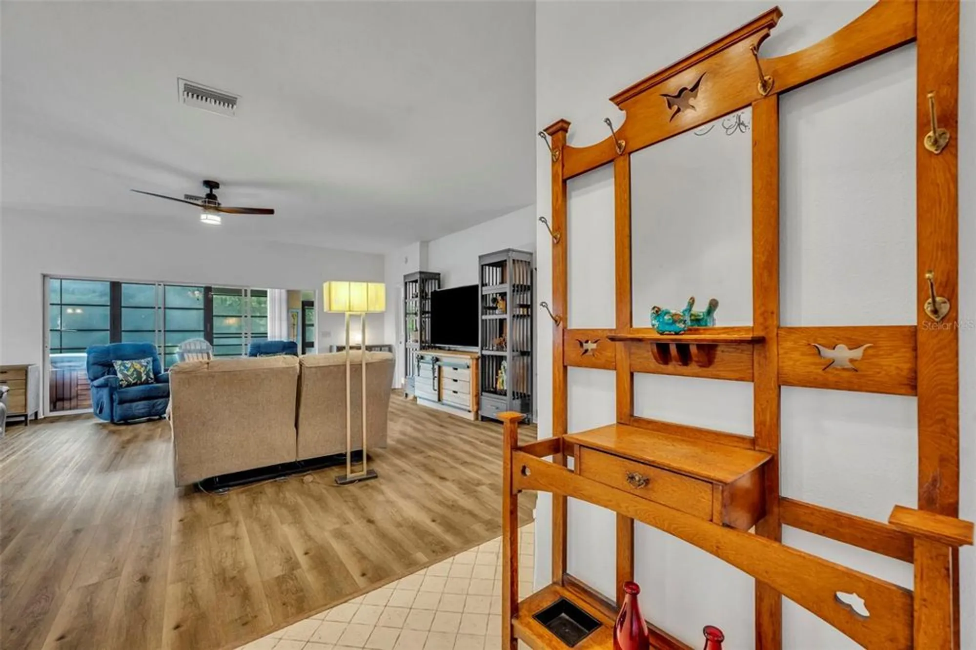 Property Slideshow image 4 of 51 | 4115 aberdeen ln, Lake Wales, FL, 33859