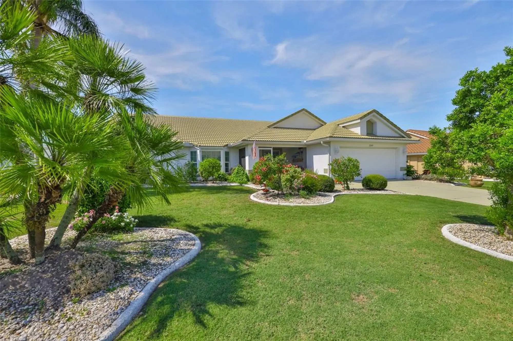 Property Slideshow image 4 of 51 | 2249 new bedford dr, Sun City Center, FL, 33573