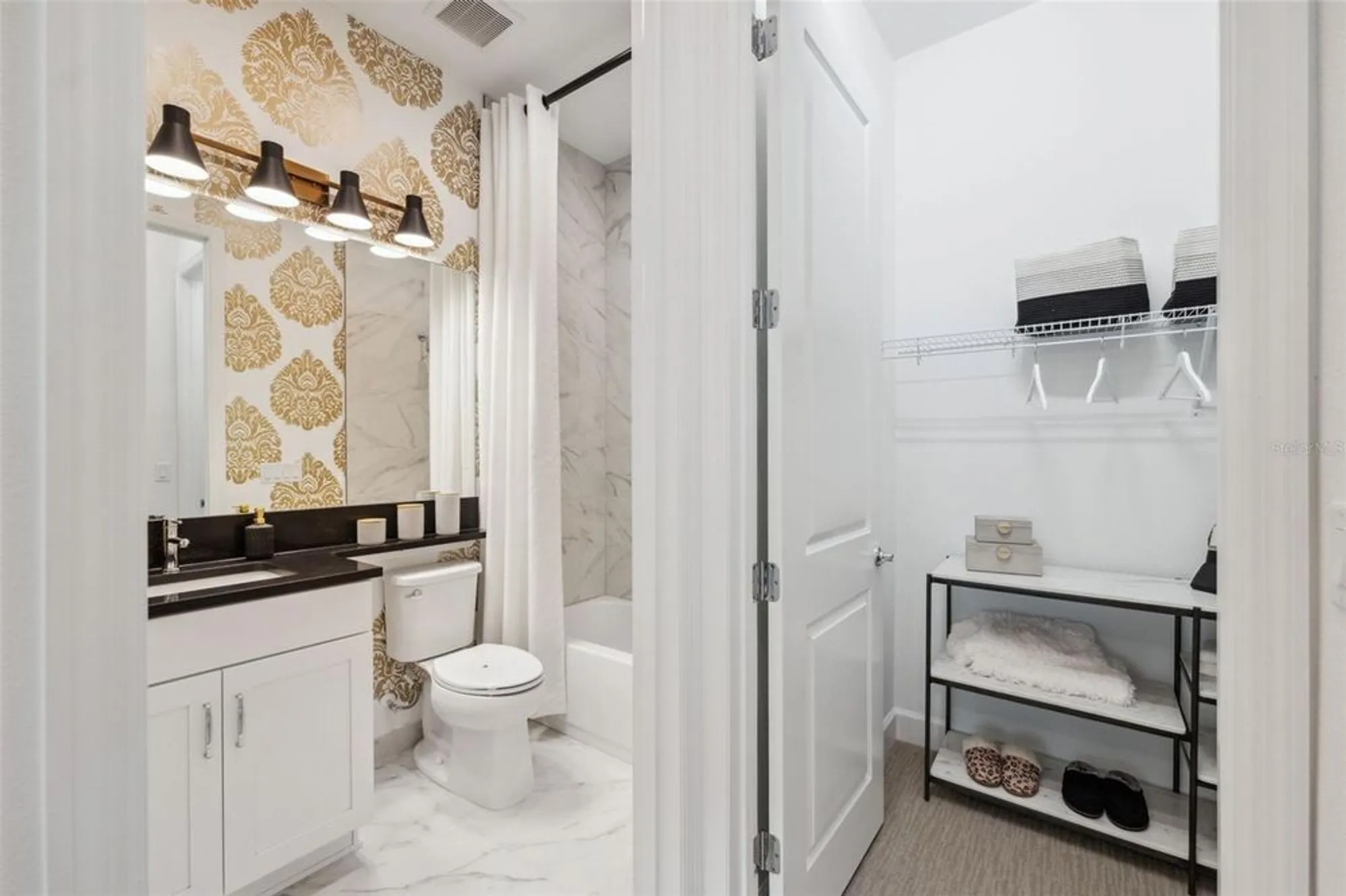 Property Slideshow image 31 of 41 | 3915 corsica pl, Wesley Chapel, FL, 33543