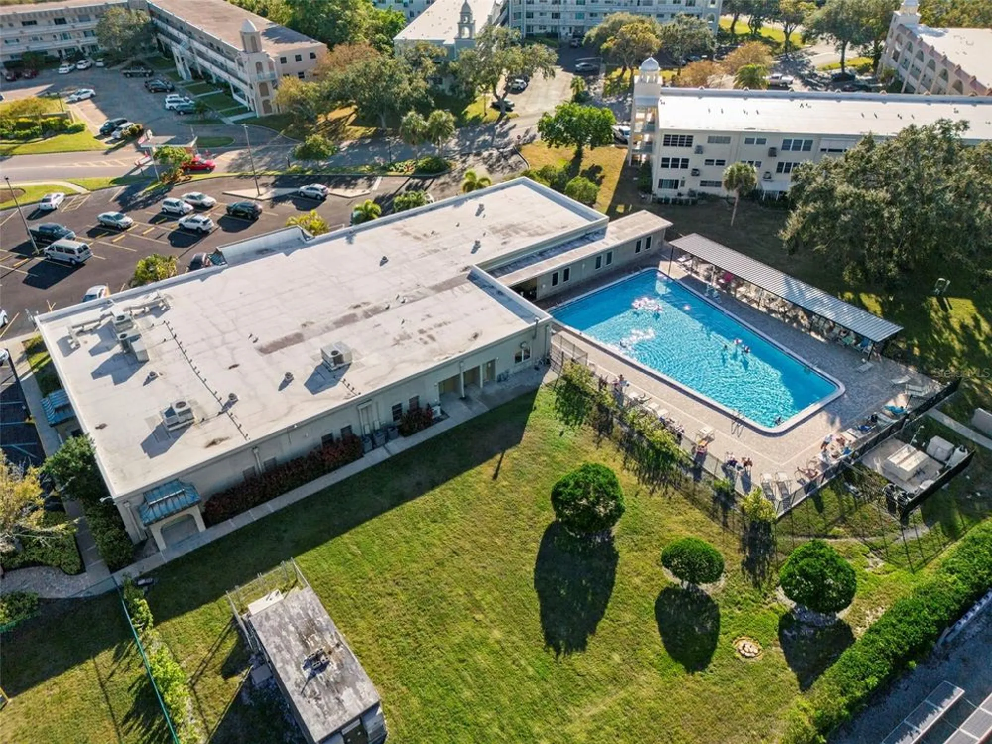 Property Slideshow image 44 of 61 | 2440 world parkway blvd 38, Clearwater, FL, 33763