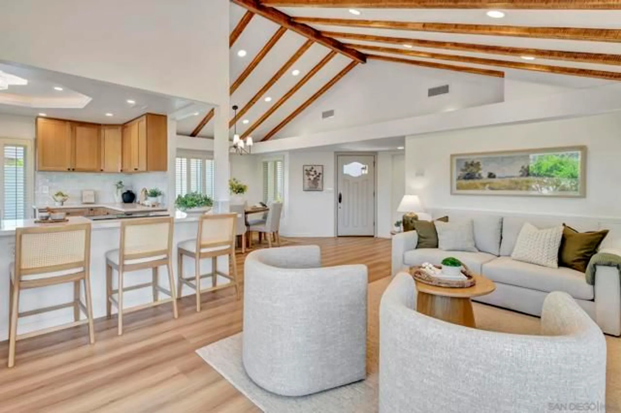 Property Slideshow image 11 of 49 | 12880 circulo dardo, San Diego, CA, 92128