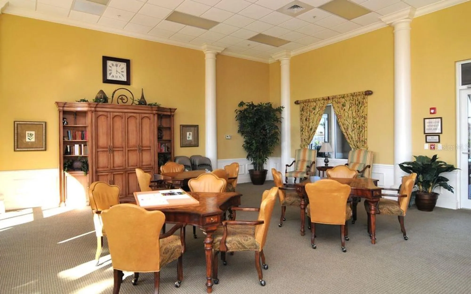 Property Slideshow image 38 of 54 | 1707 burgos dr, Sarasota, FL, 34238