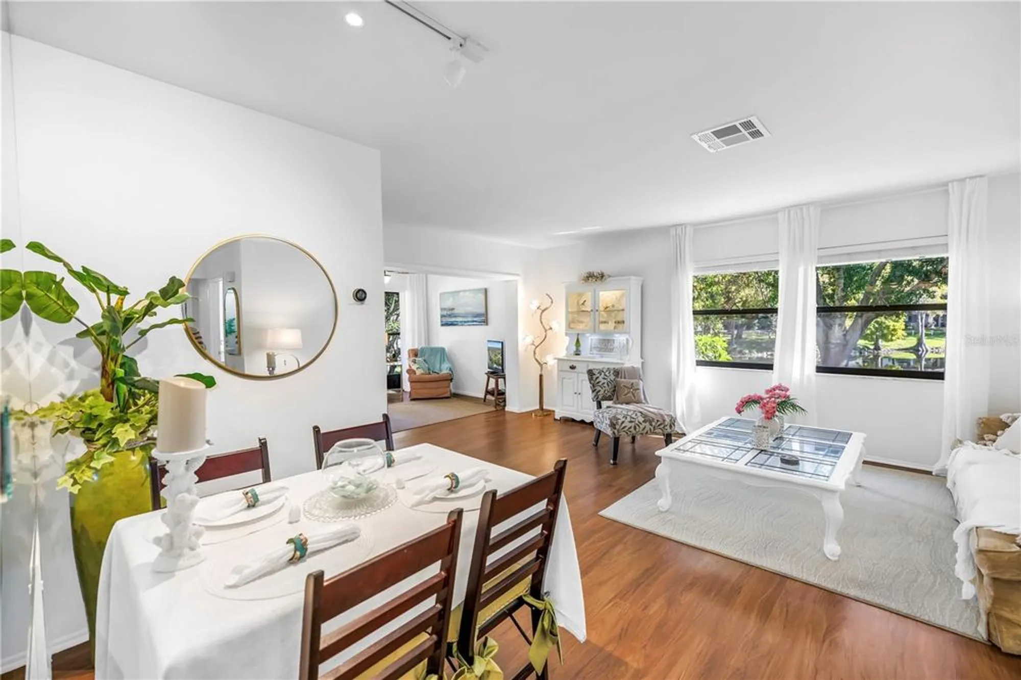 Property Slideshow image 17 of 52 | 2585 bay berry dr 43d, Clearwater, FL, 33763