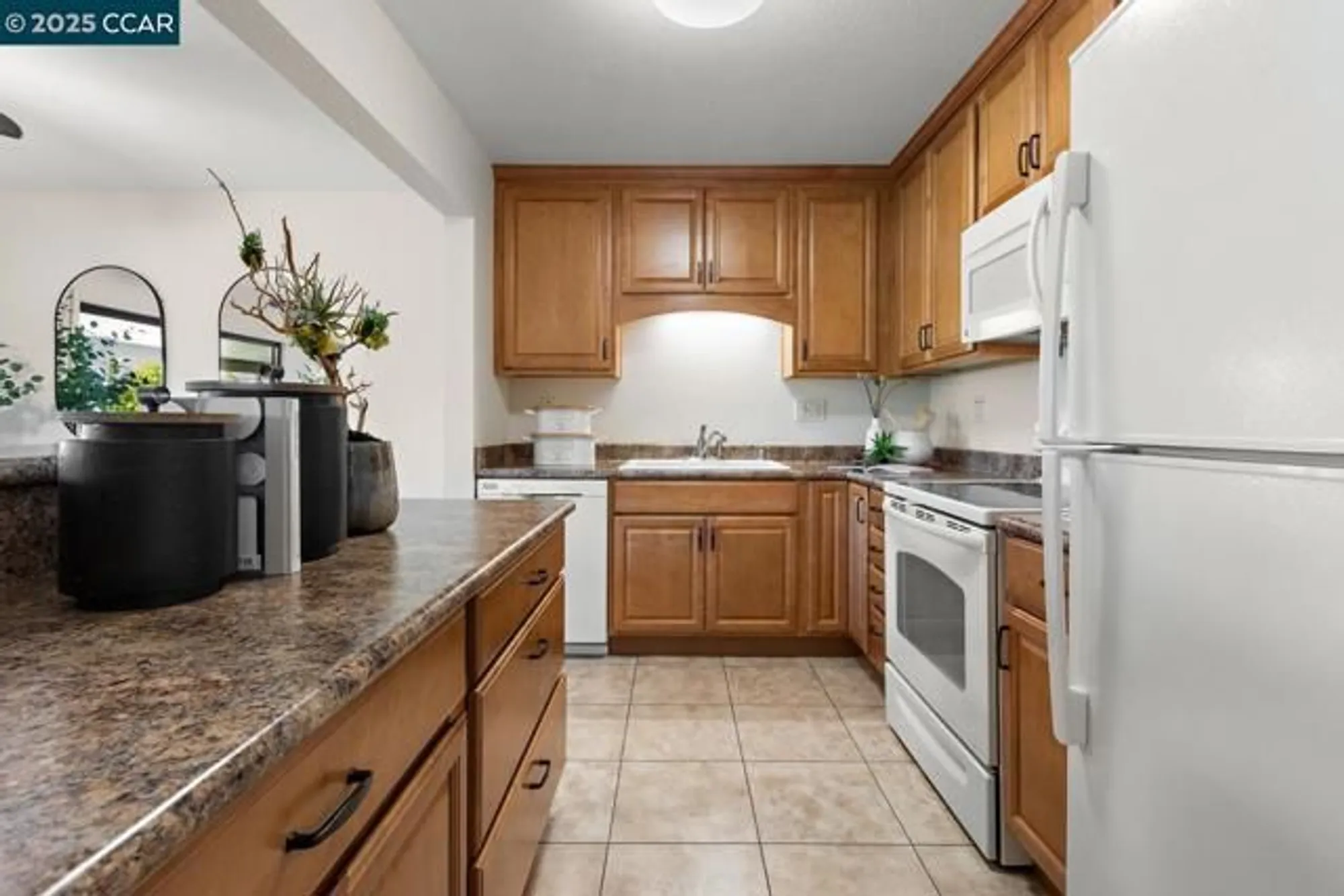 Property Slideshow image 14 of 60 | 1209 running springs rd apt 3, Walnut Creek, CA, 94595
