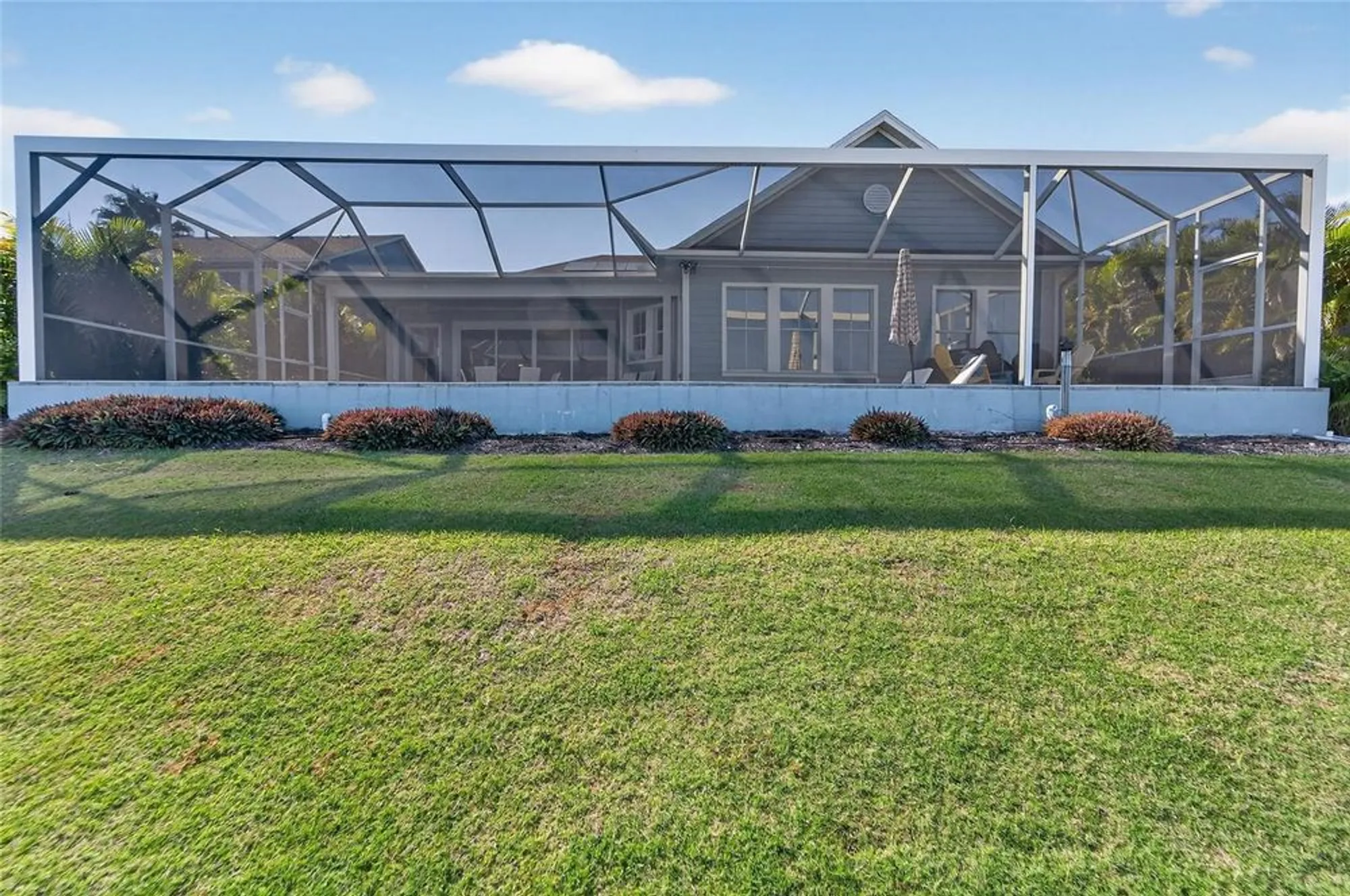 Property Slideshow image 10 of 100 | 5245 brighton shore dr, Apollo Beach, FL, 33572