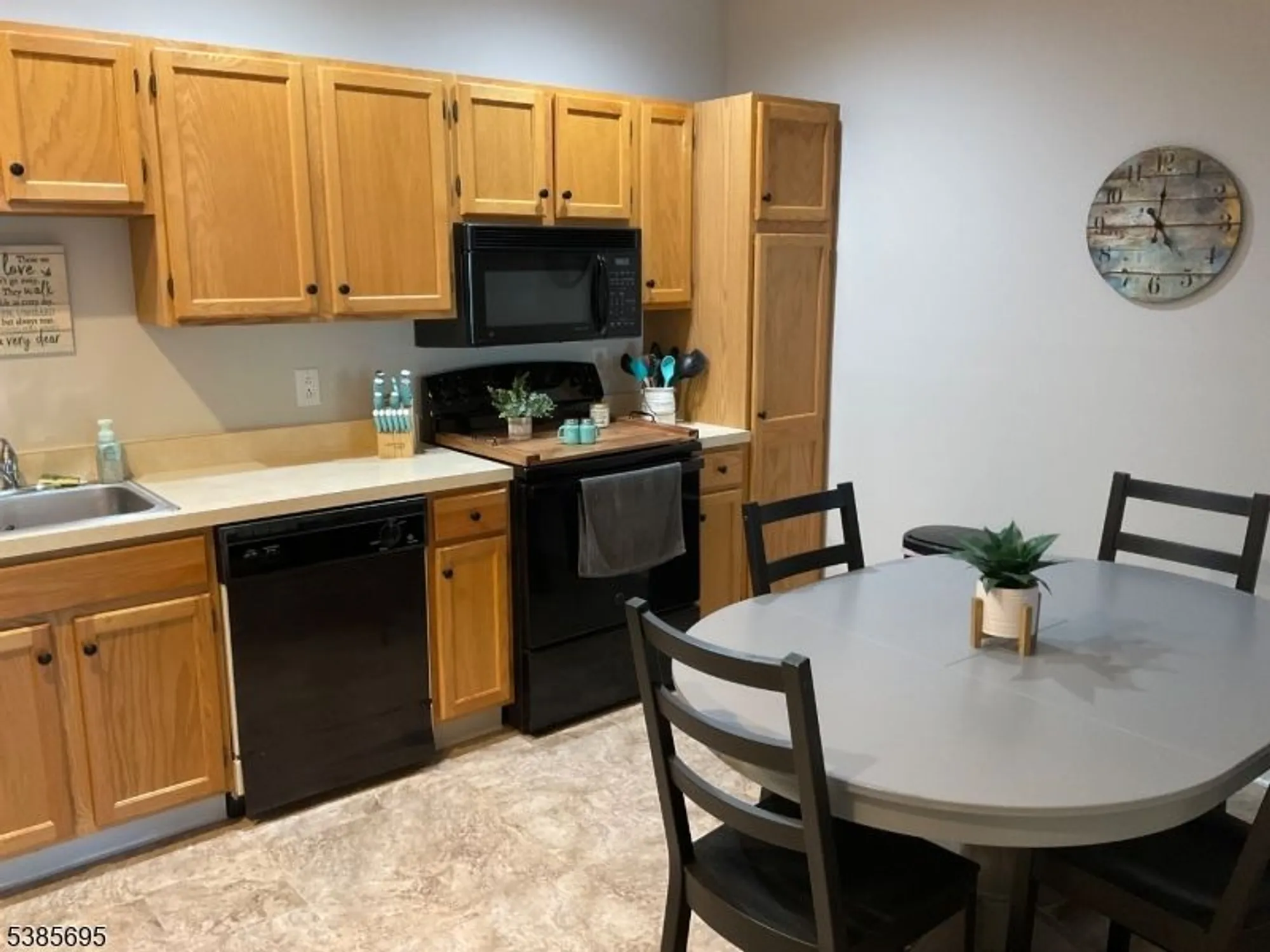 Property Slideshow image 1 of 29 | 5318 richmond rd # 318, West Milford, NJ, 07480