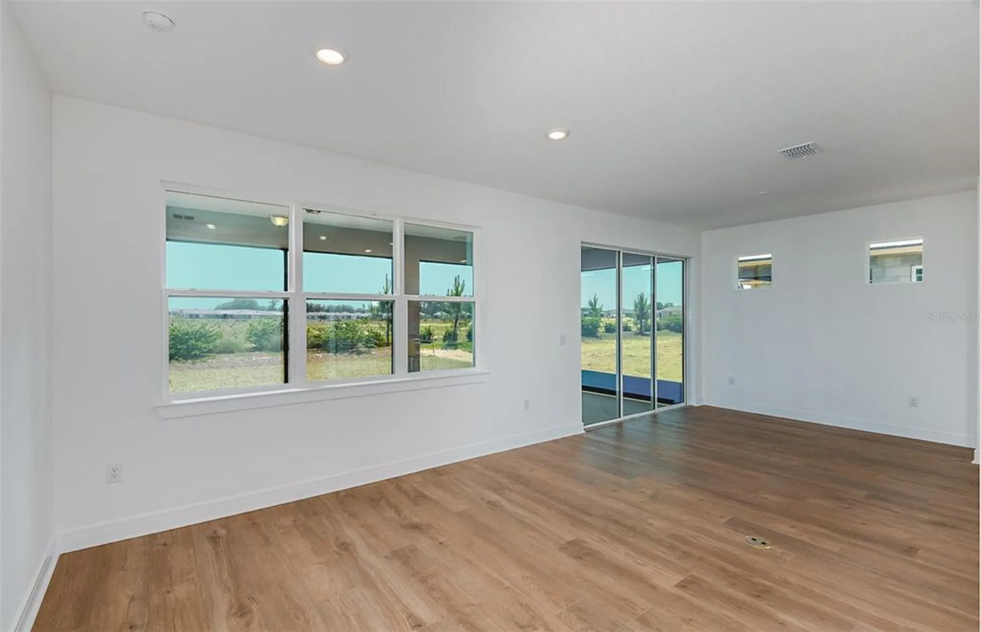 Property Slideshow image 8 of 37 | 5295 sw 87th ter, Ocala, FL, 34481