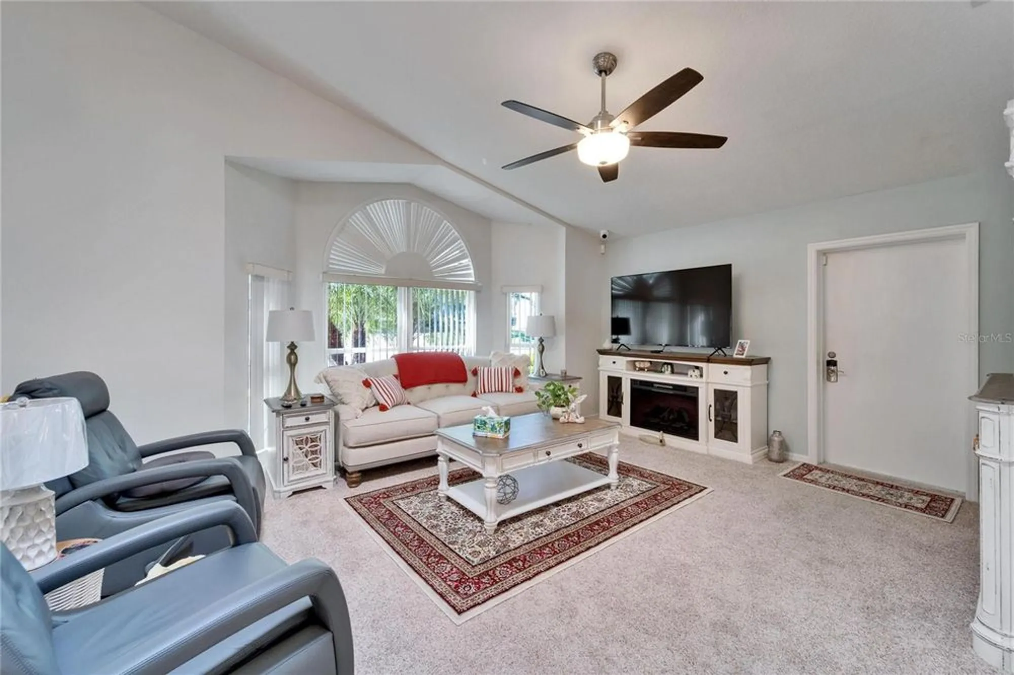 Property Slideshow image 7 of 90 | 6059 condor dr, Lakeland, FL, 33809