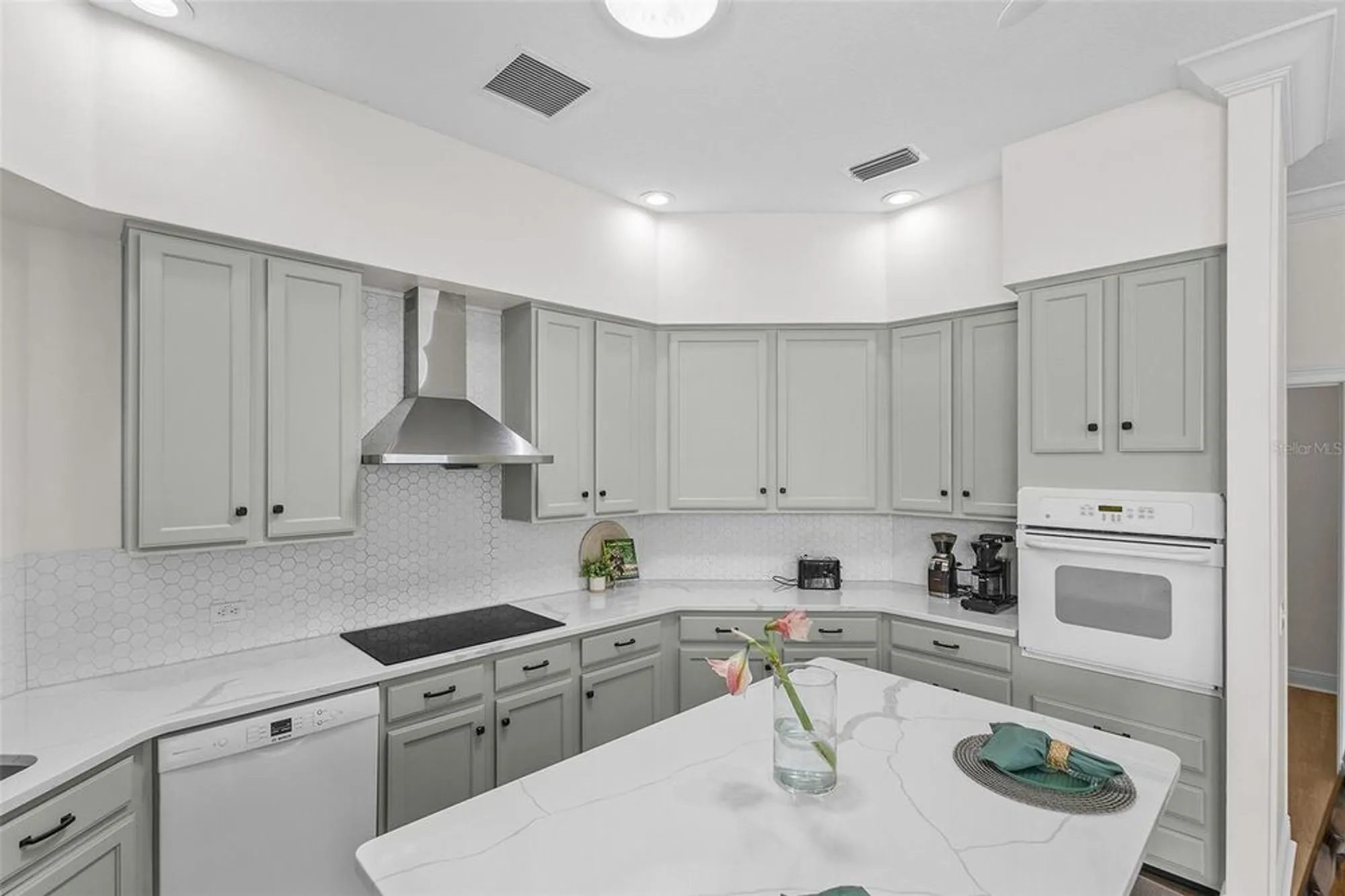 Property Slideshow image 11 of 45 | 1724 madero dr, The Villages, FL, 32159