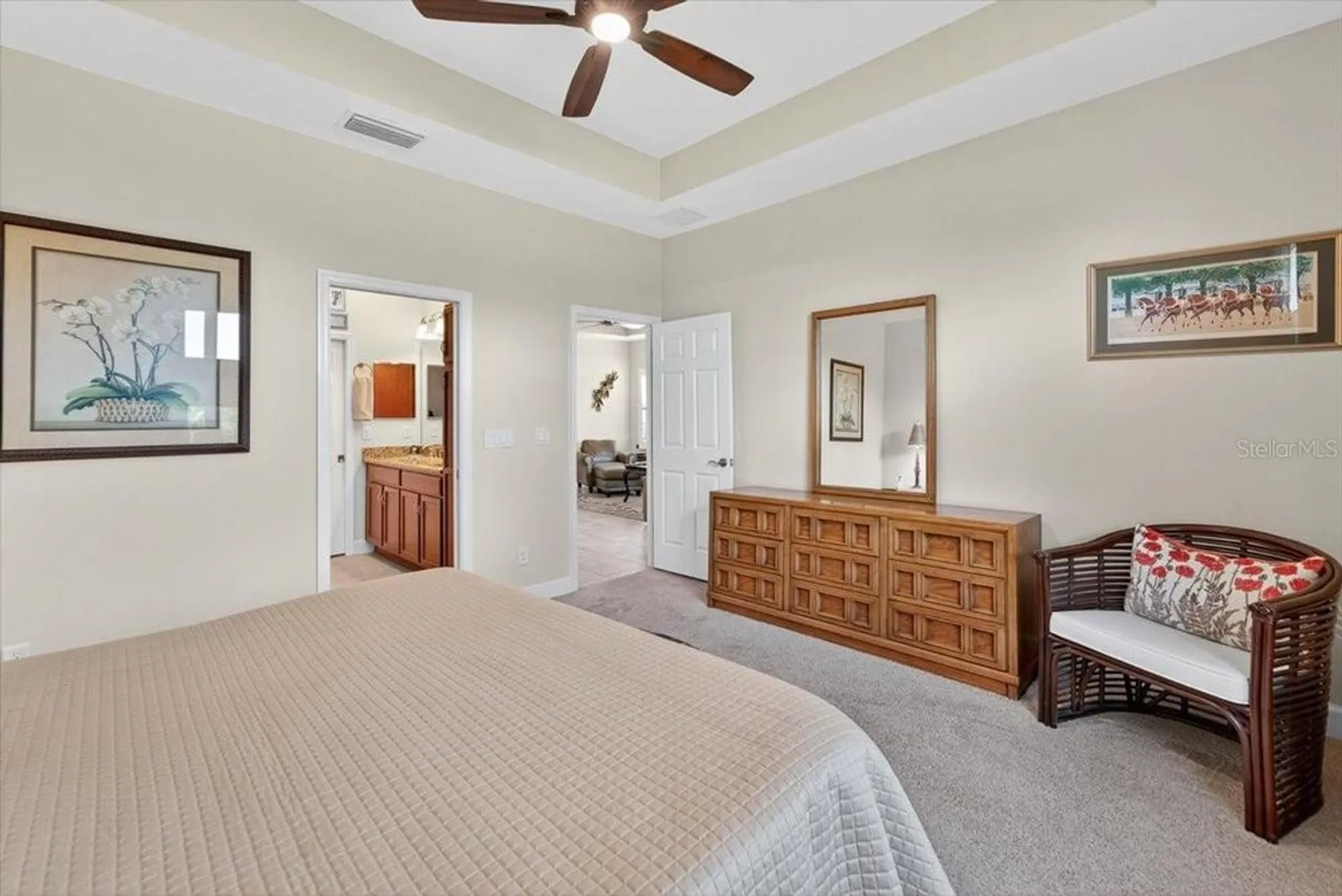 Property Slideshow image 22 of 66 | 821 chipper dr, Sun City Center, FL, 33573