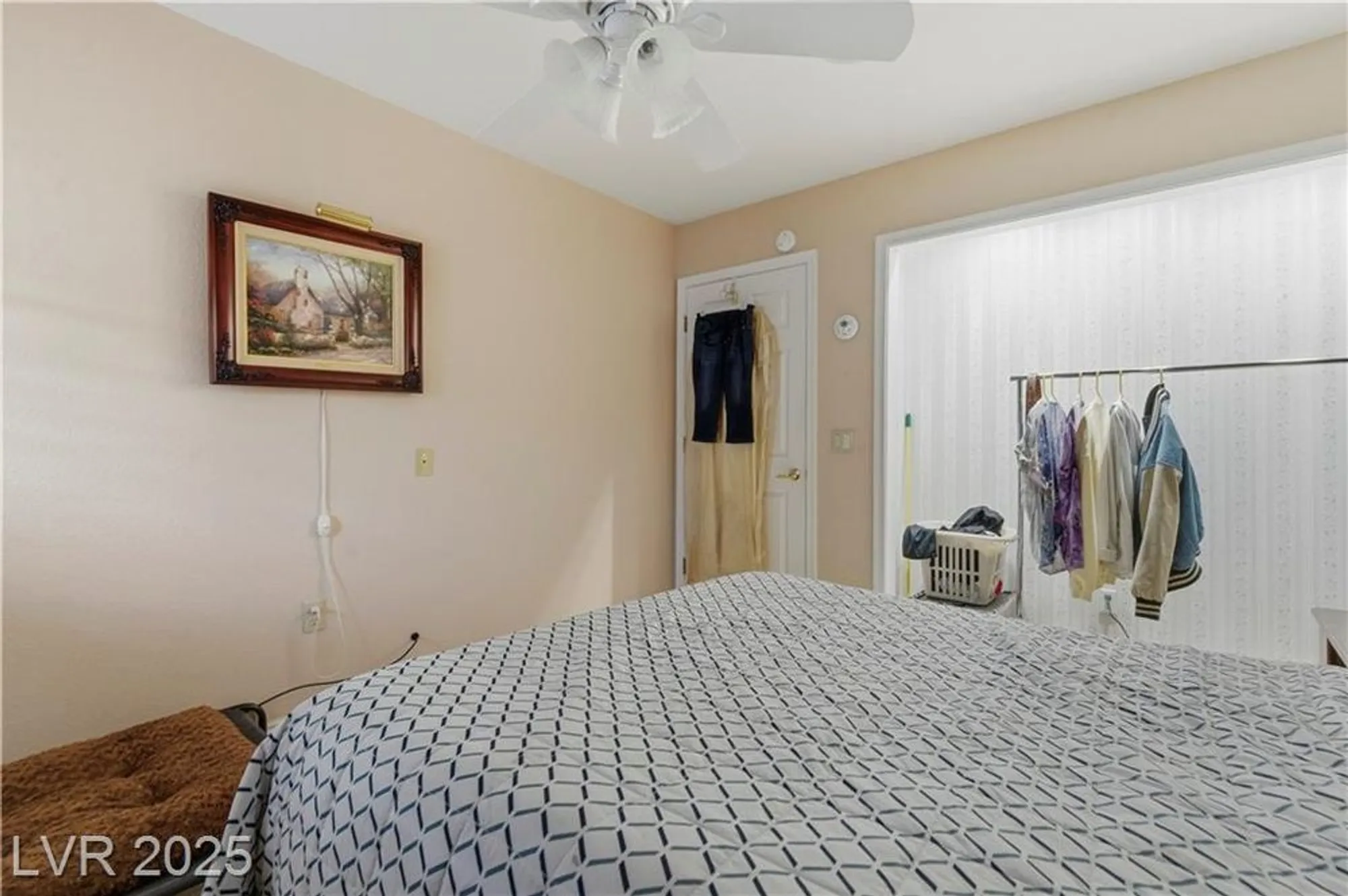 Property Slideshow image 40 of 60 | 8909 meadowood dr, Las Vegas, NV, 89134