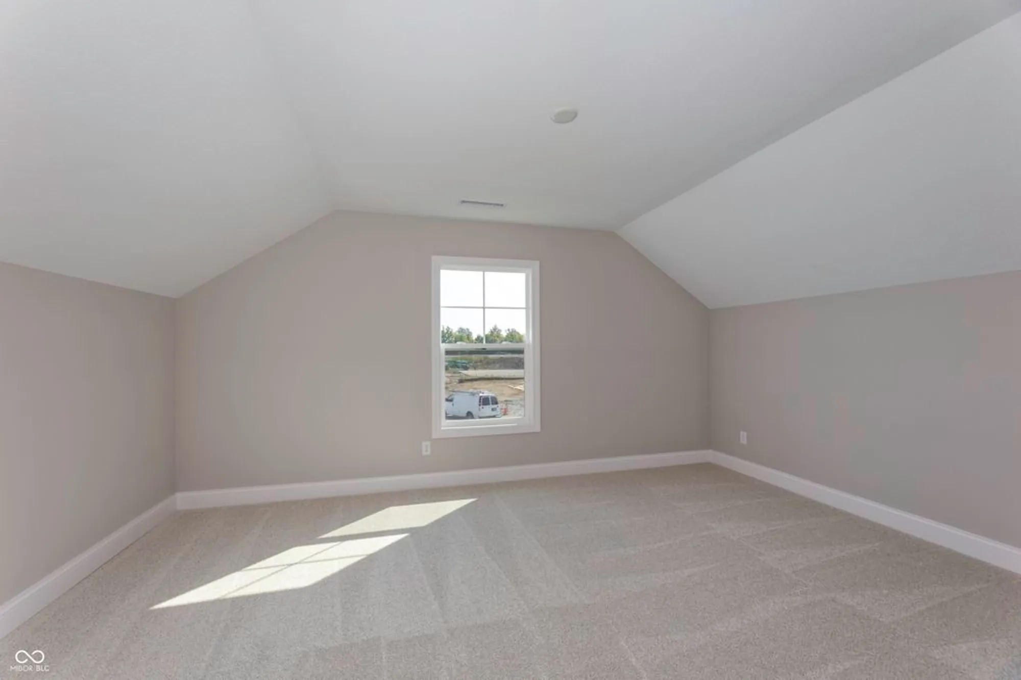 Property Slideshow image 34 of 45 | 14832 higgins dr, Westfield, IN, 46074