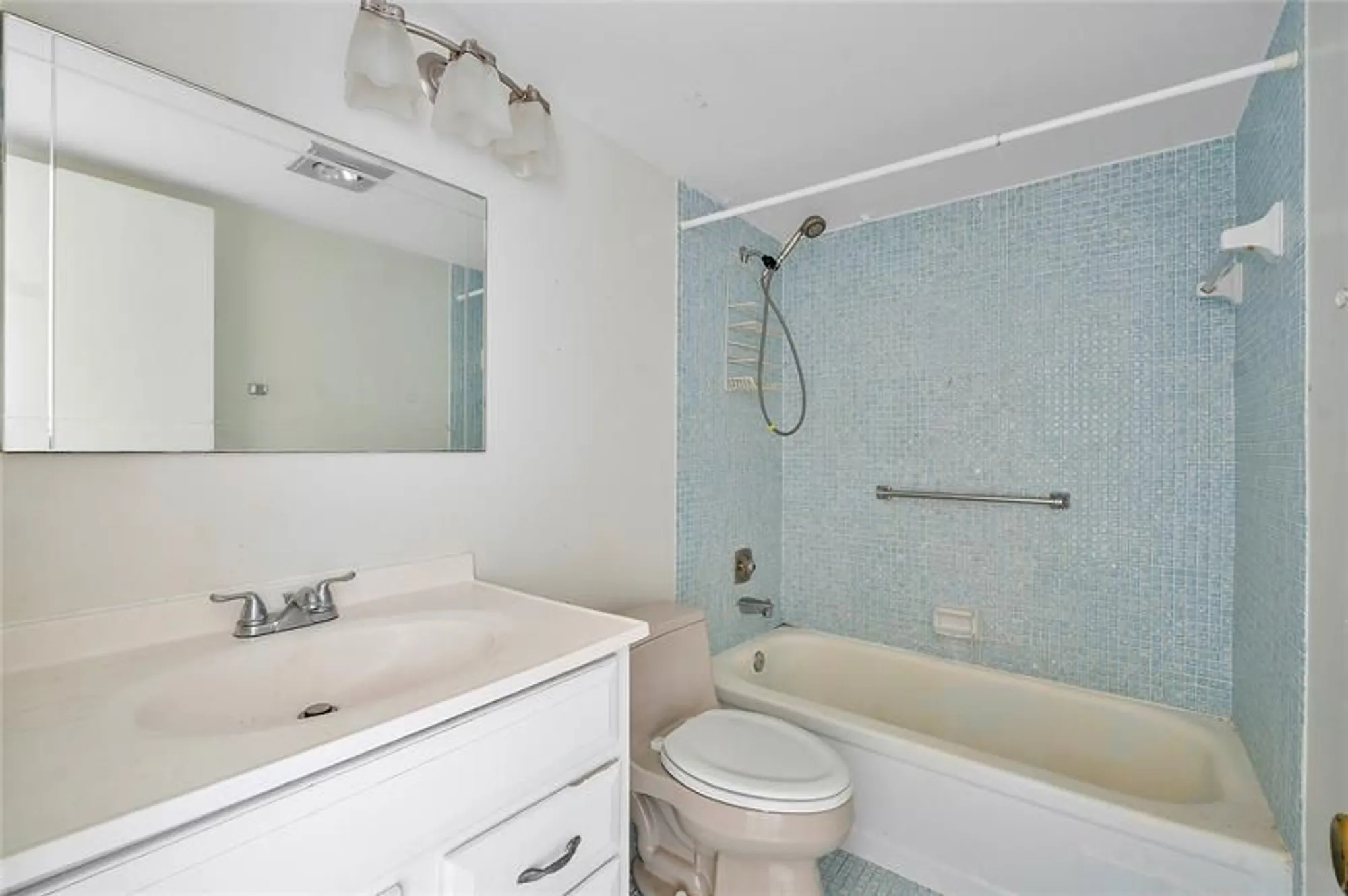 Property Slideshow image 9 of 12 | 358 dorset i # 358, Boca Raton, FL, 33434