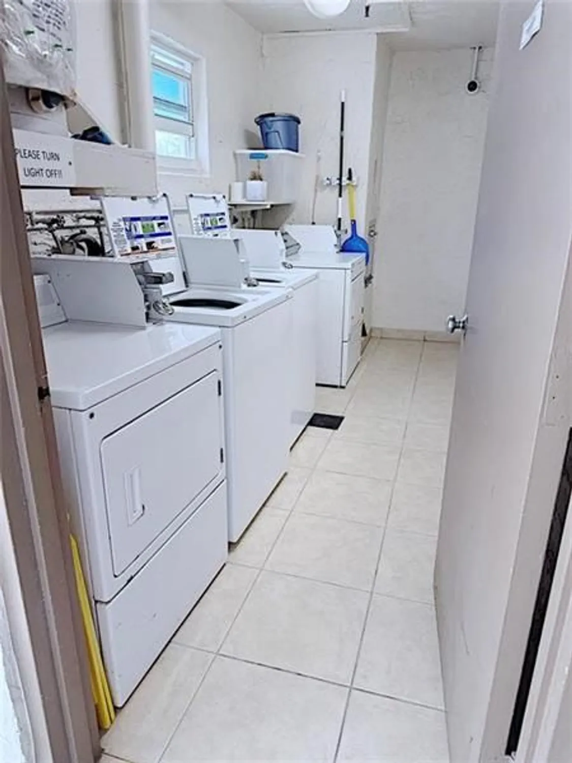 Property Slideshow image 25 of 25 | 325 se 11th ter # 205te, Dania Beach, FL, 33004