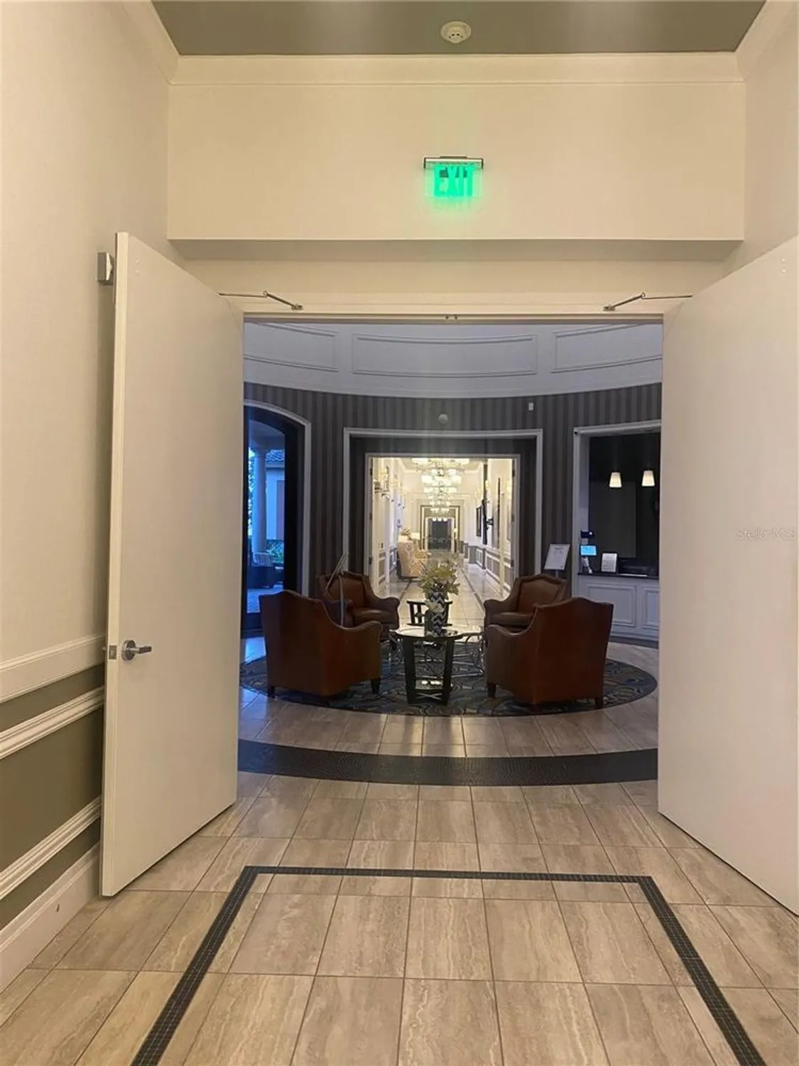 Property Slideshow image 33 of 41 | 119 crescent moon dr, Groveland, FL, 34736