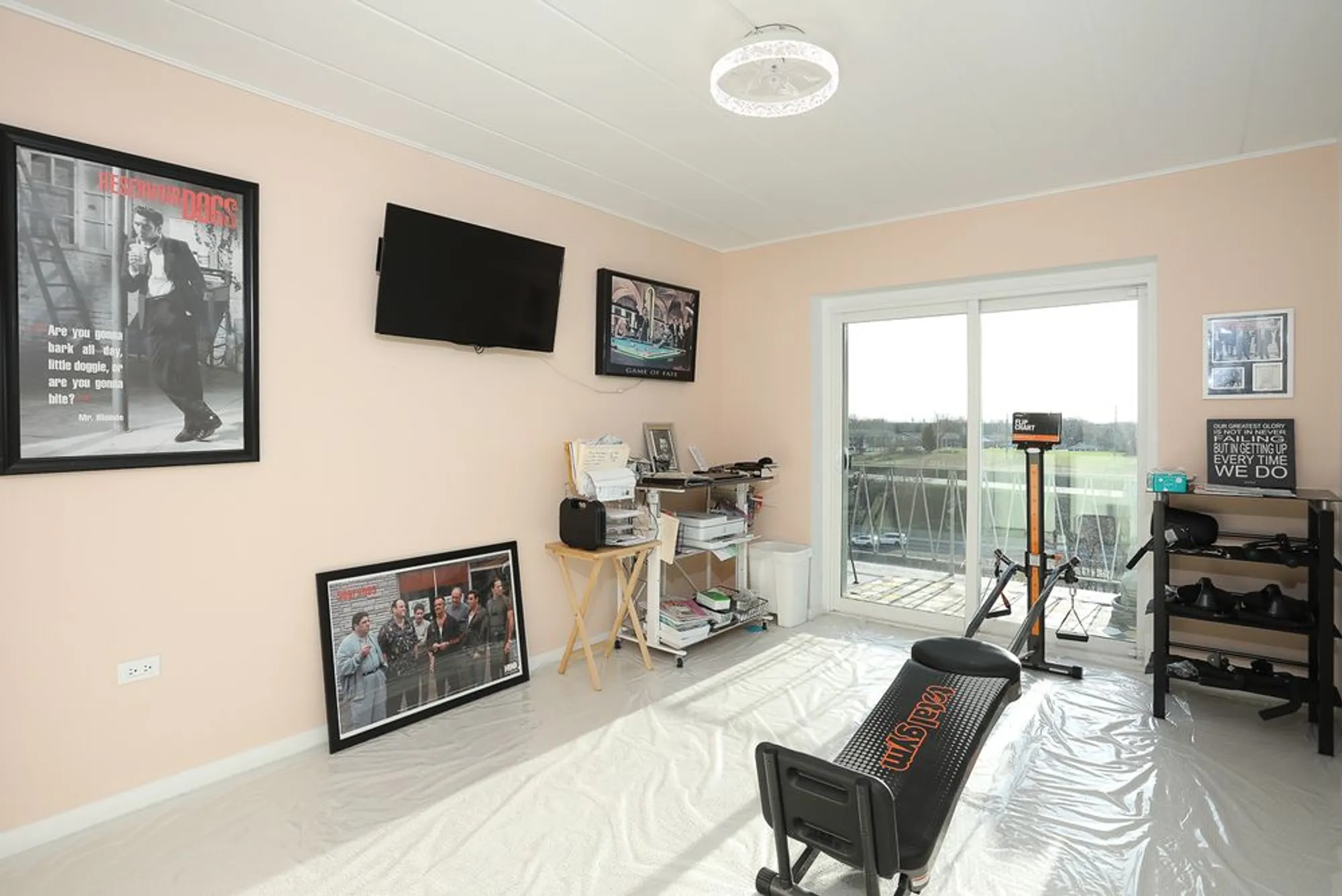 Property Slideshow image 15 of 32 | 2900 maple ave 19e, Downers Grove, IL, 60515