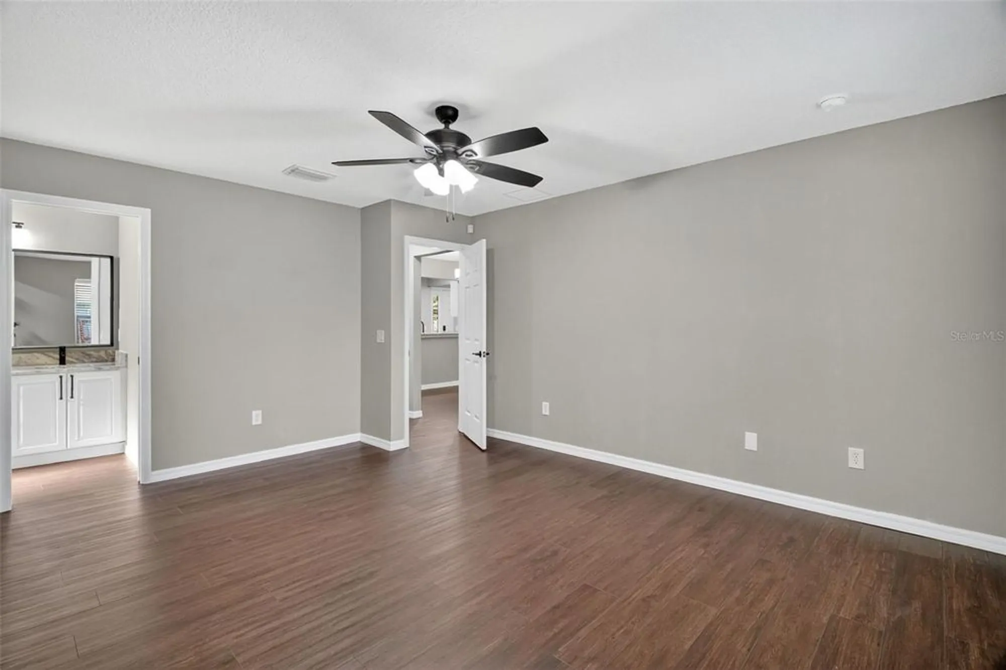 Property Slideshow image 20 of 40 | 849 yemassee loop, The Villages, FL, 32162