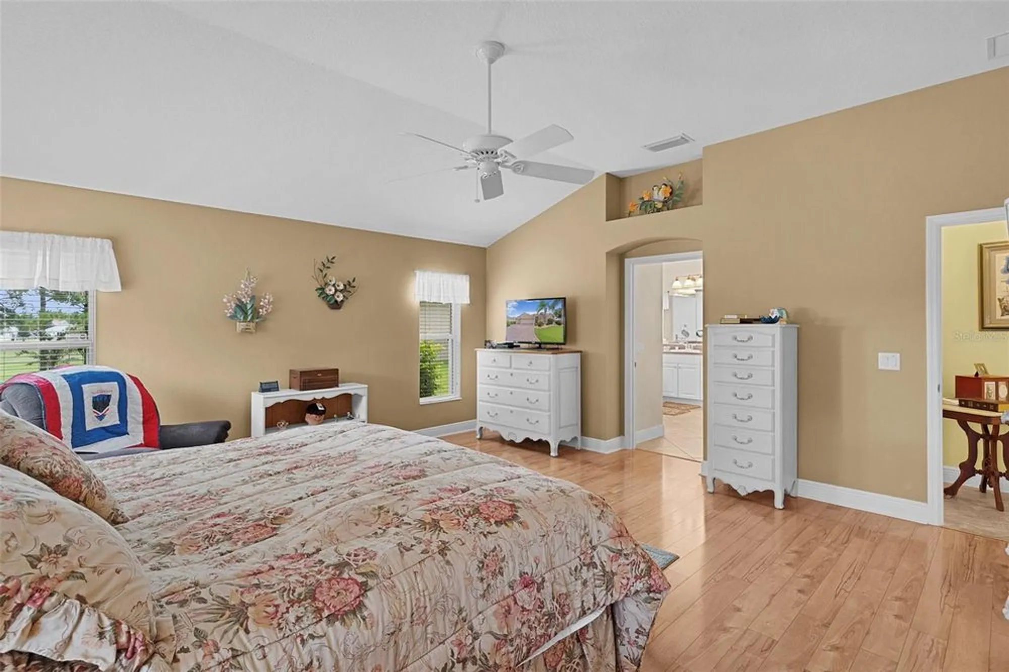 Property Slideshow image 22 of 63 | 859 chapman loop, The Villages, FL, 32162