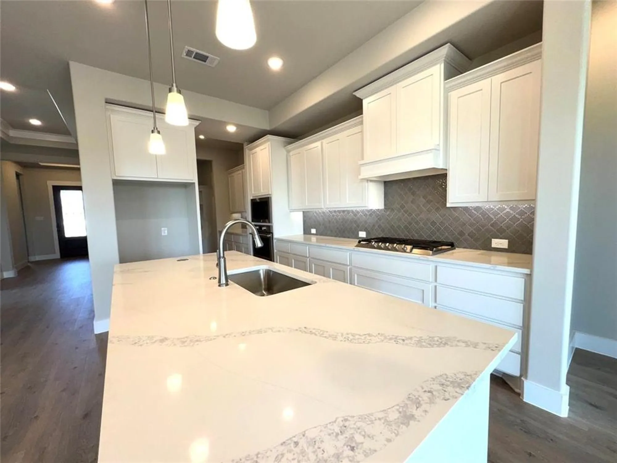 Property Slideshow image 8 of 17 | 5836 fresco dr, Fort Worth, TX, 76123