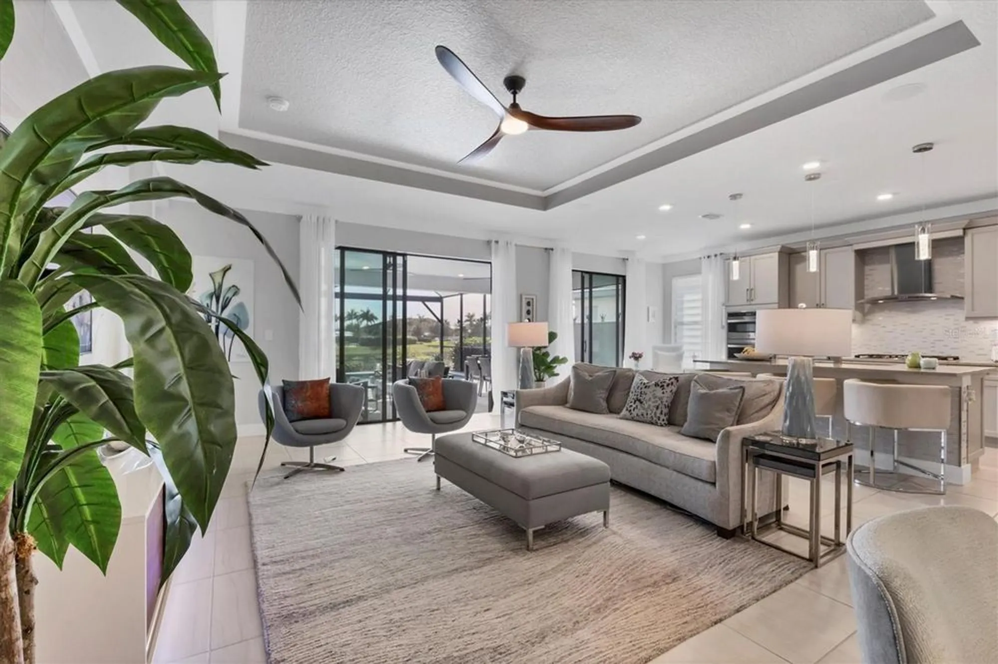 Property Slideshow image 8 of 60 | 4947 surfside cir, Bradenton, FL, 34211