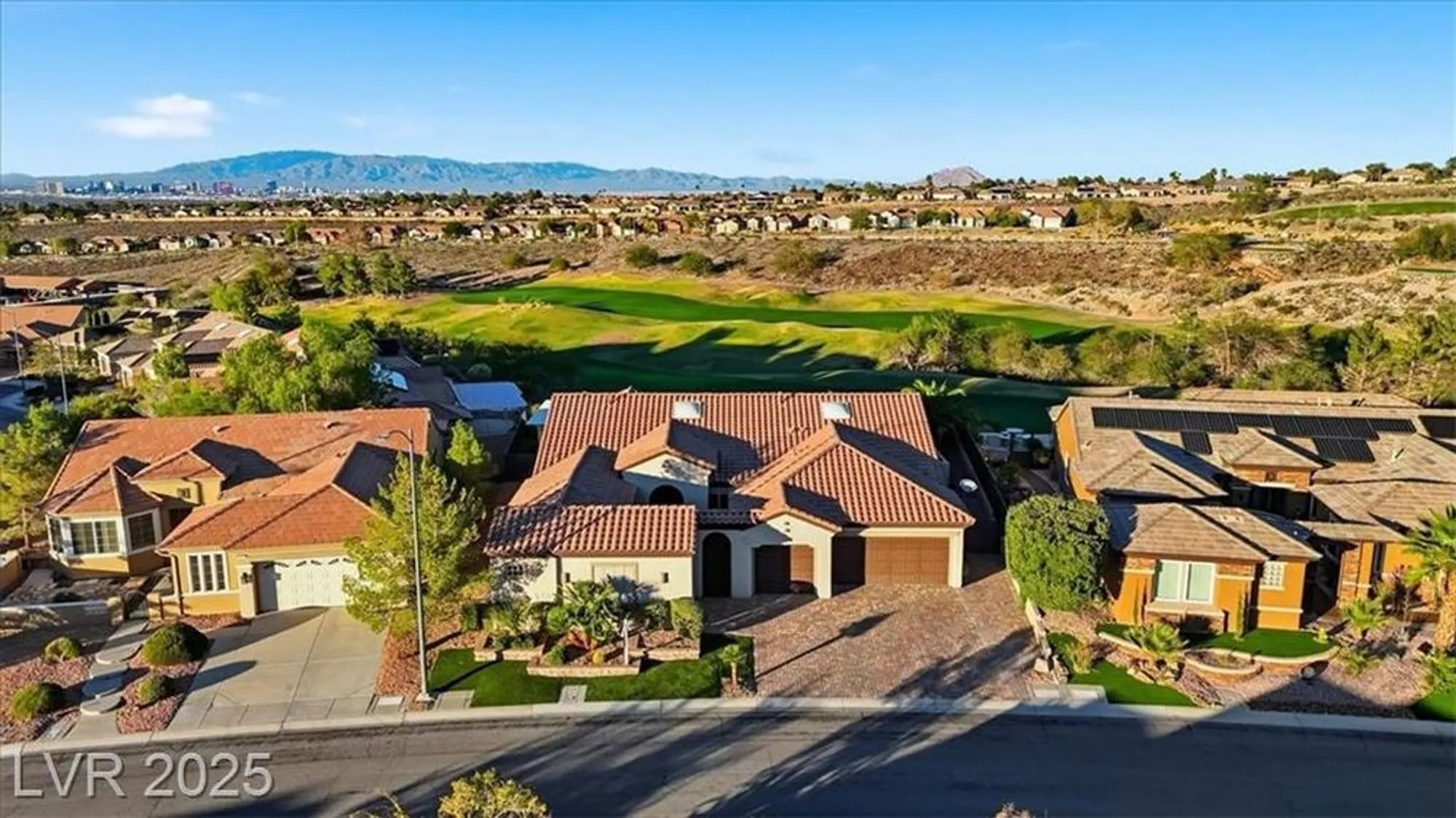 Property Slideshow image 49 of 56 | 2874 hartwick pines dr, Henderson, NV, 89052