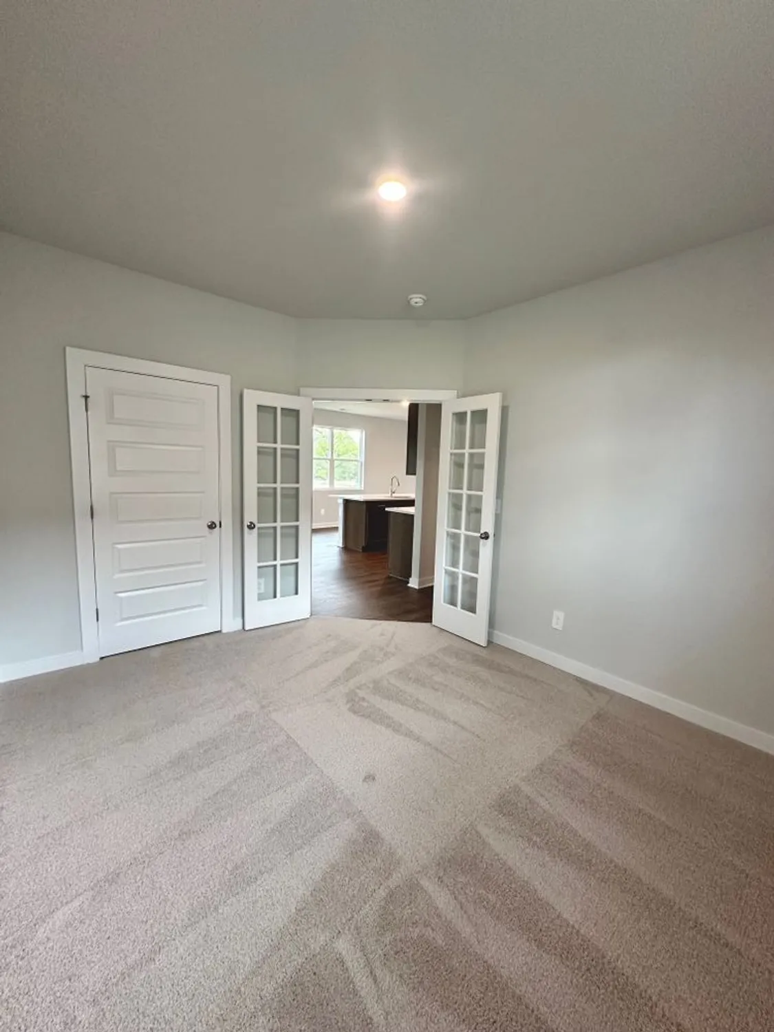 Property Slideshow image 11 of 53 | 2036 skippack pvt cir, Gallatin, TN, 37066