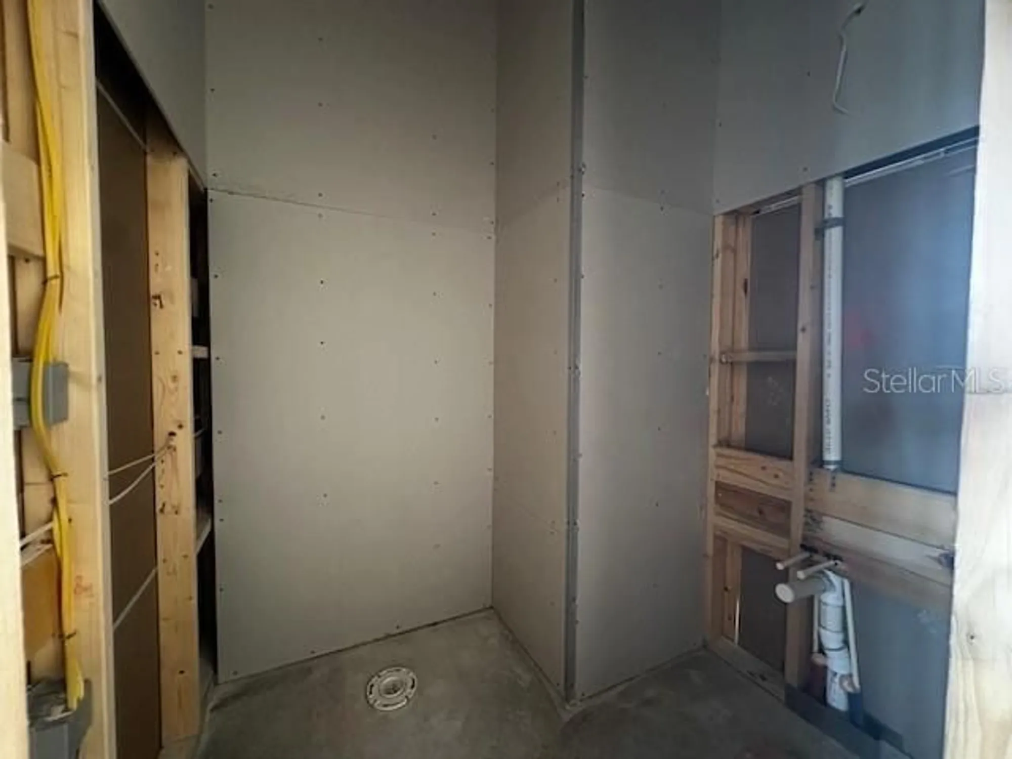 Property Slideshow image 11 of 25 | 422 junonia blvd, New Smyrna Beach, FL, 32168