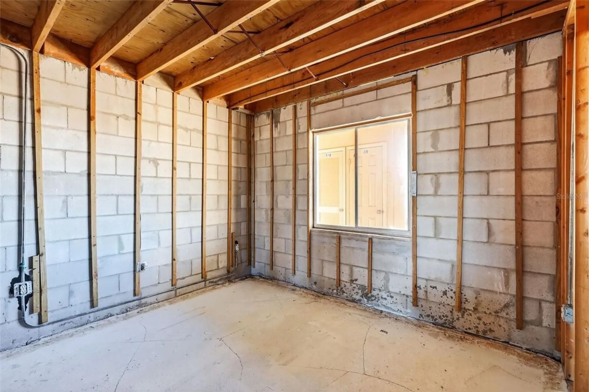 Property Slideshow image 35 of 40 | 4149 lake bayshore dr c511, Bradenton, FL, 34205