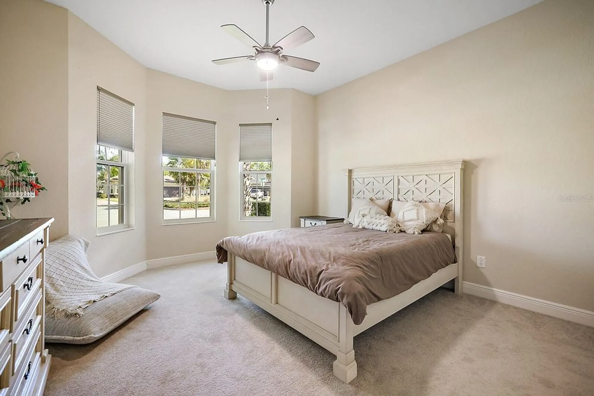 Property Slideshow image 24 of 41 | 5129 jareds landing way, Oxford, FL, 34484