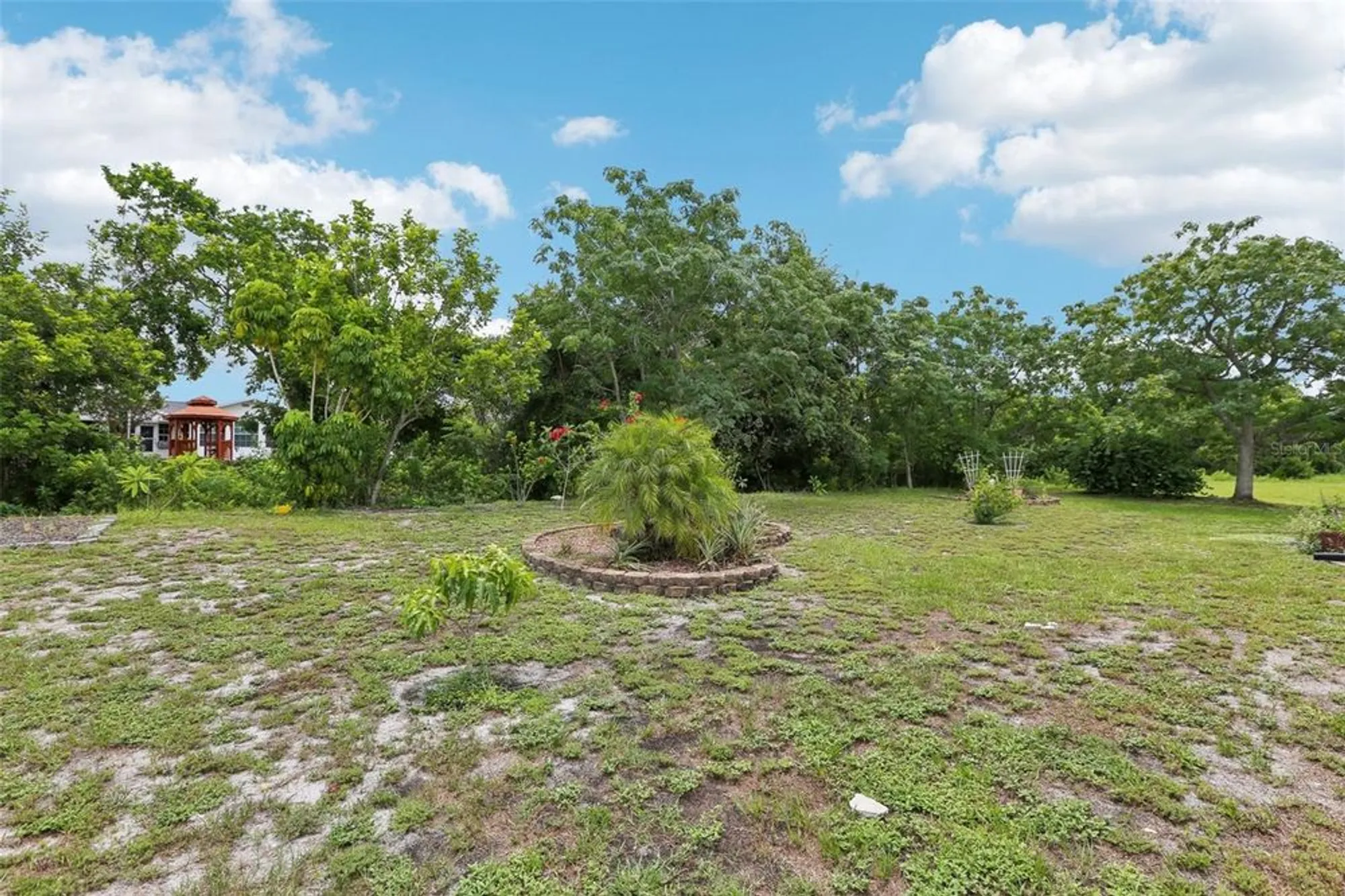 Property Slideshow image 45 of 72 | 1812 new bedford dr, Sun City Center, FL, 33573