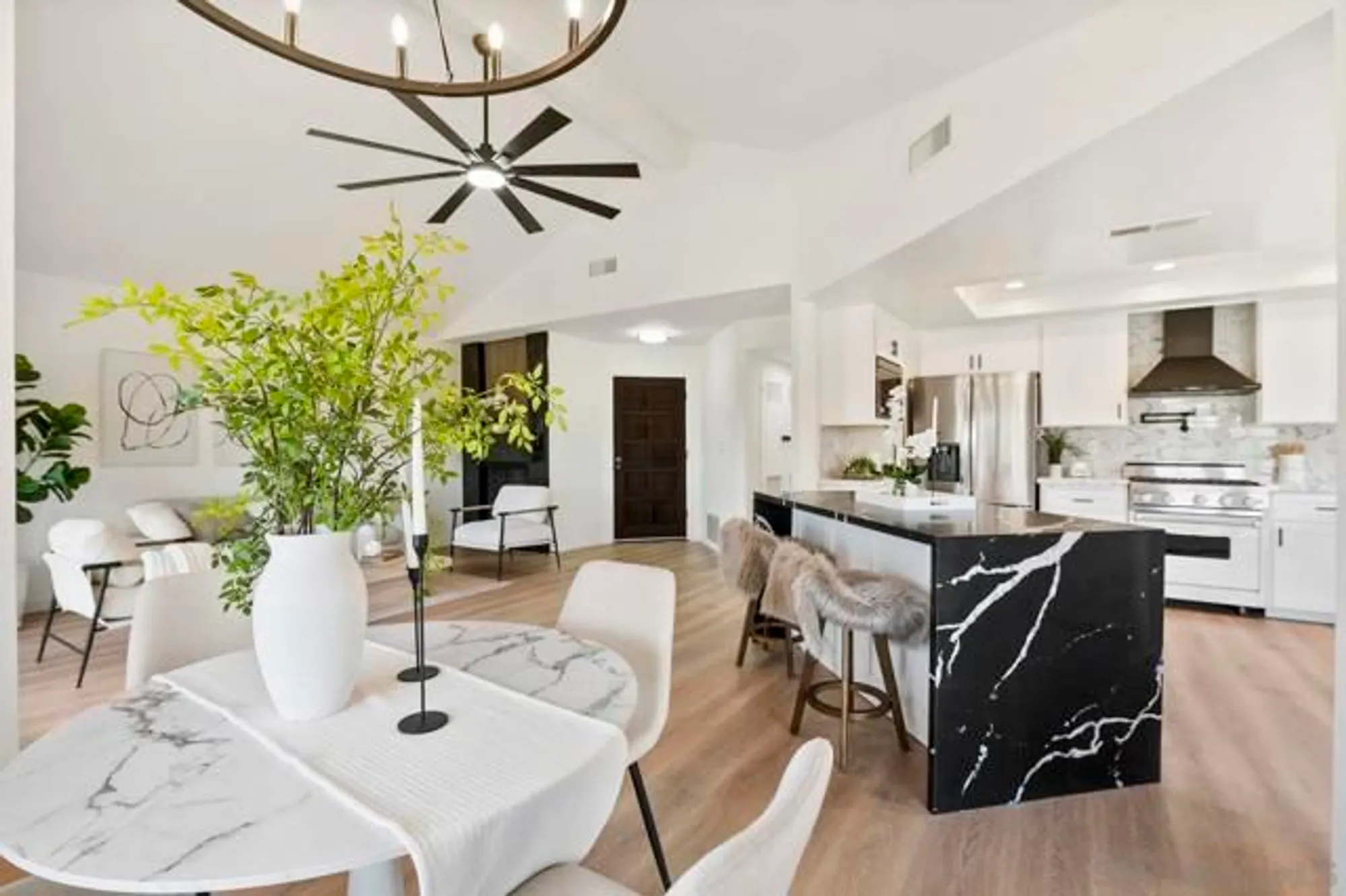 Property Slideshow image 8 of 39 | 17676 corte sobrado, San Diego, CA, 92128