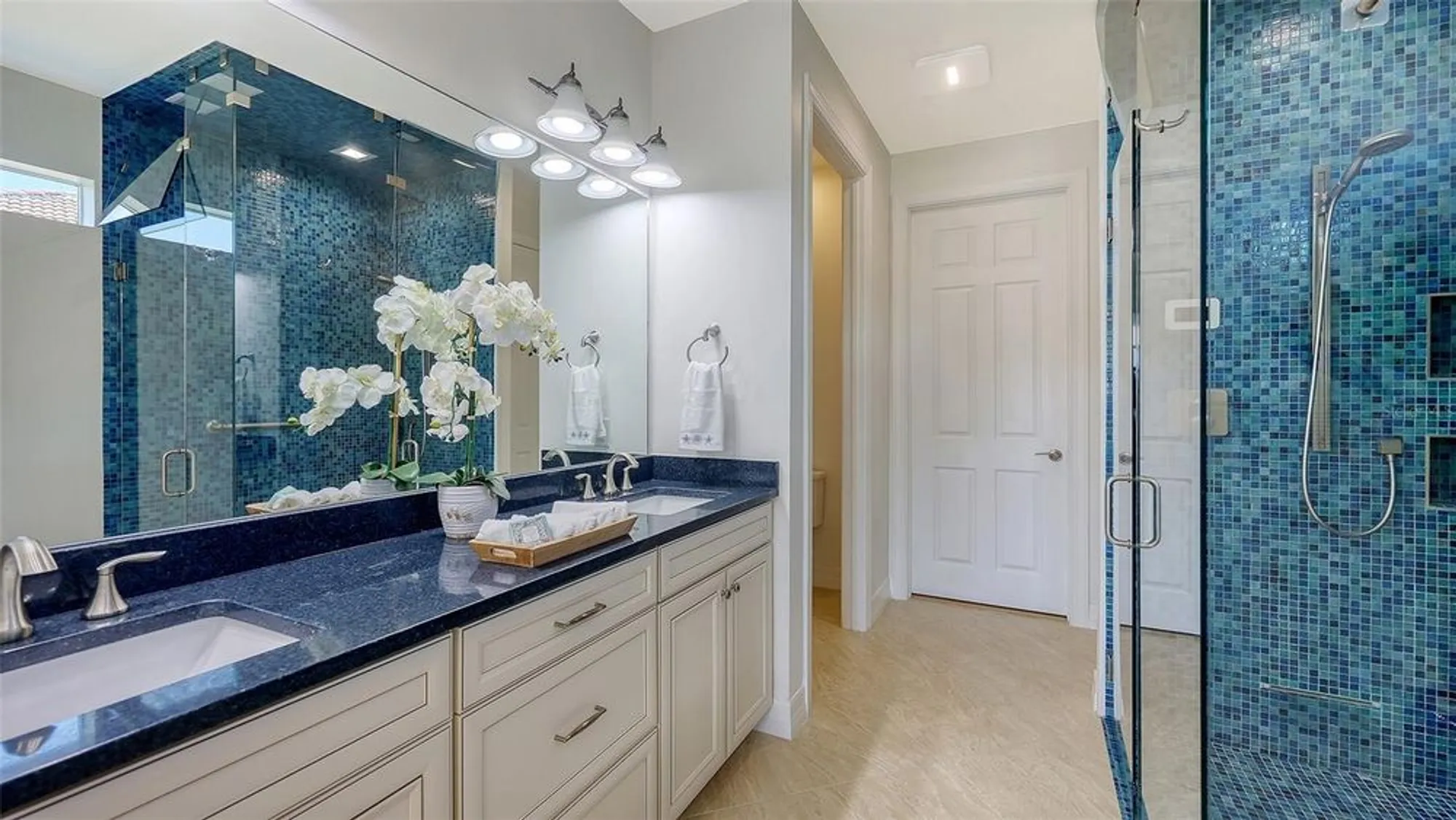 Property Slideshow image 30 of 46 | 5987 snowy egret dr, Sarasota, FL, 34238